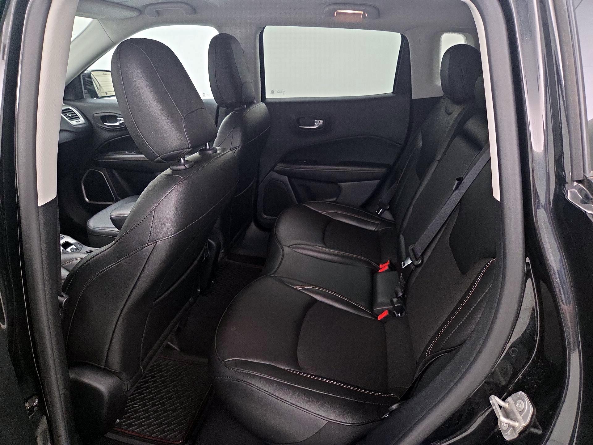Thumbnail: 2020 Jeep Compass - 19