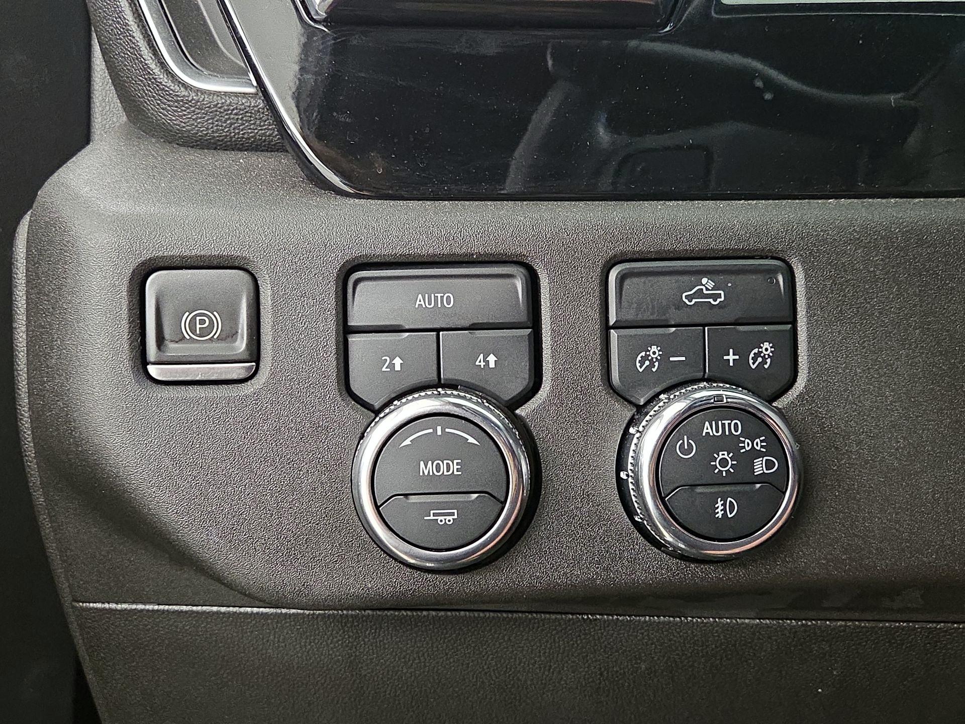 Thumbnail: 2023 GMC Sierra 1500 - 13