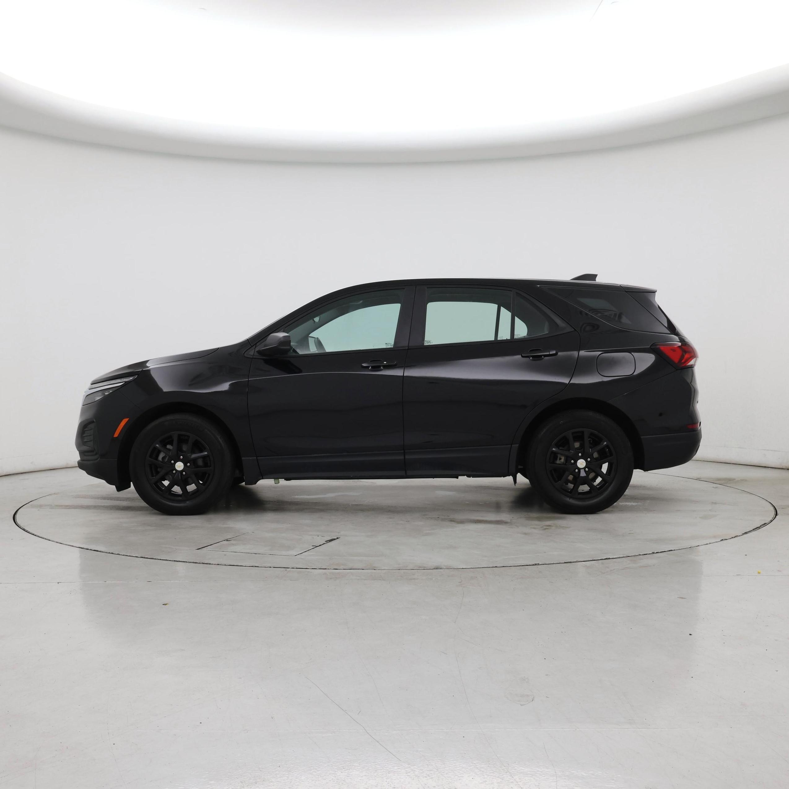 Thumbnail: 2024 Chevrolet Equinox - 3