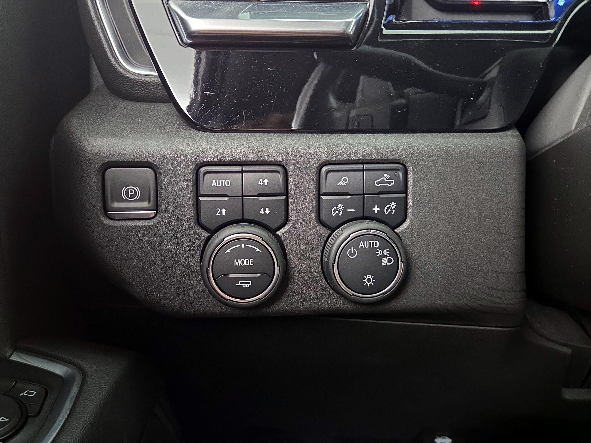Thumbnail: 2022 Chevrolet Silverado 1500 - 13