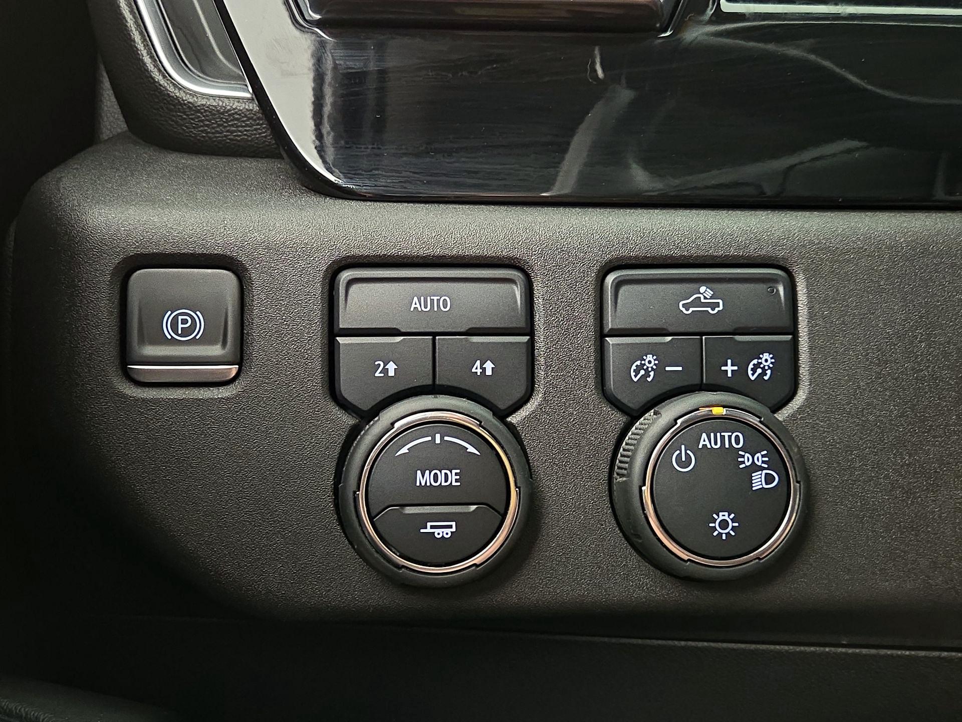 Thumbnail: 2022 Chevrolet Silverado 1500 - 13