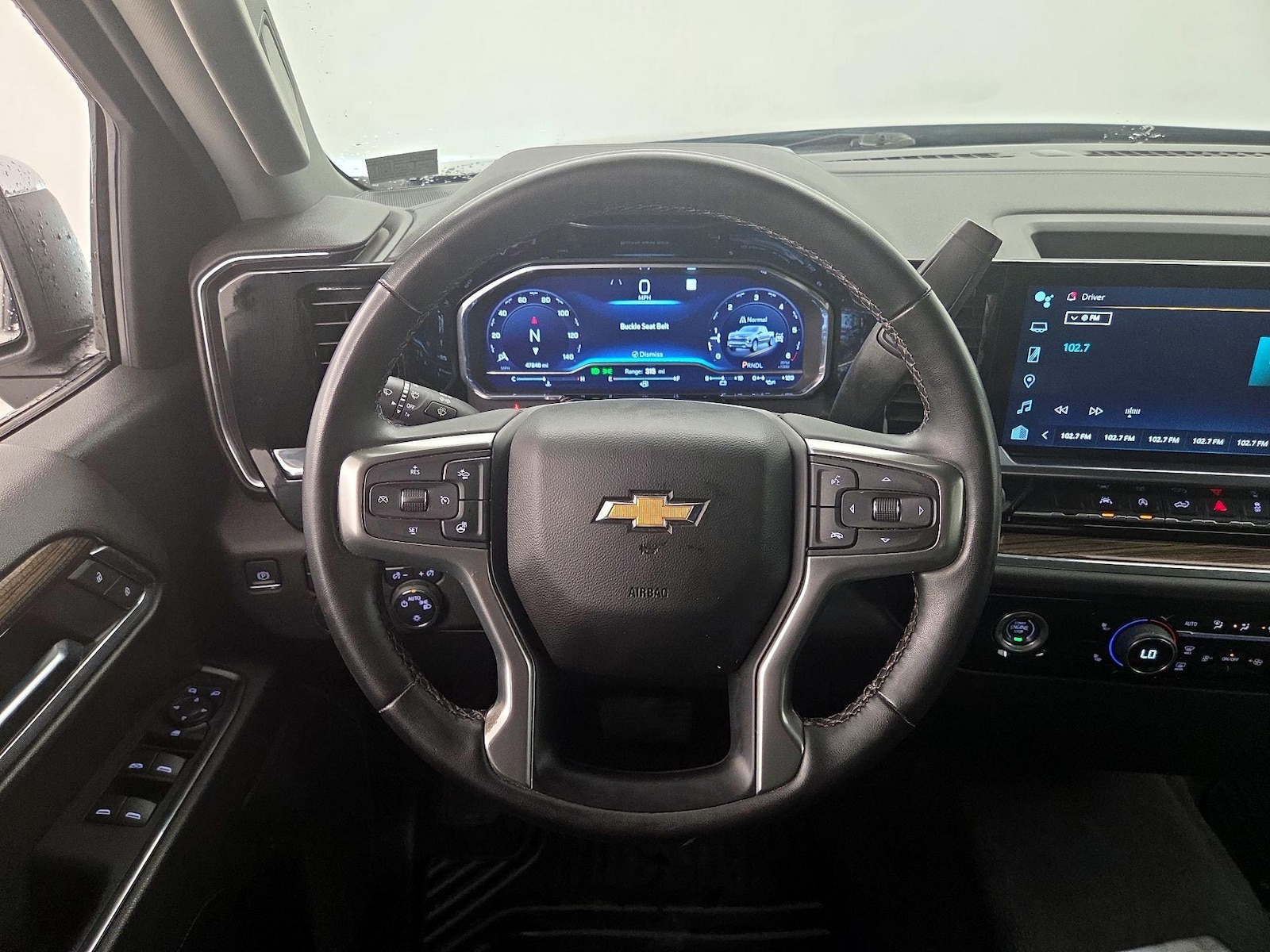 2023 Chevrolet Silverado 1500 LT - Photo 11