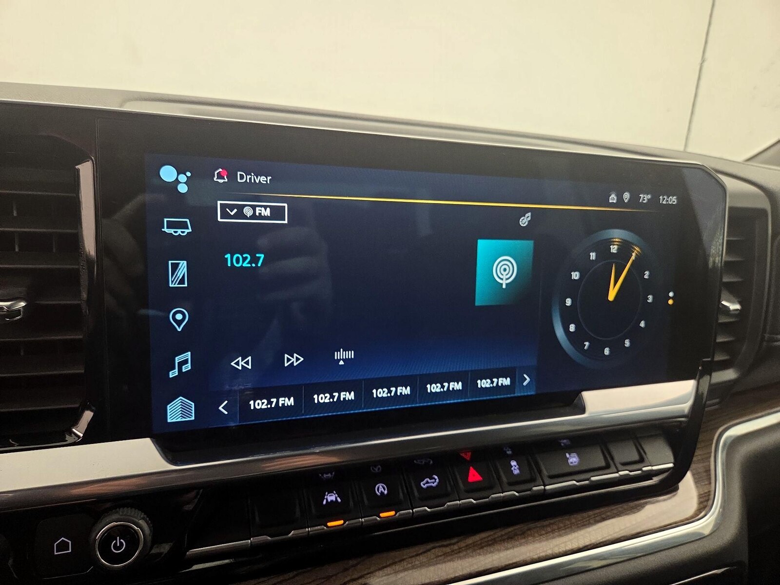 2023 Chevrolet Silverado 1500 LT - Photo 16