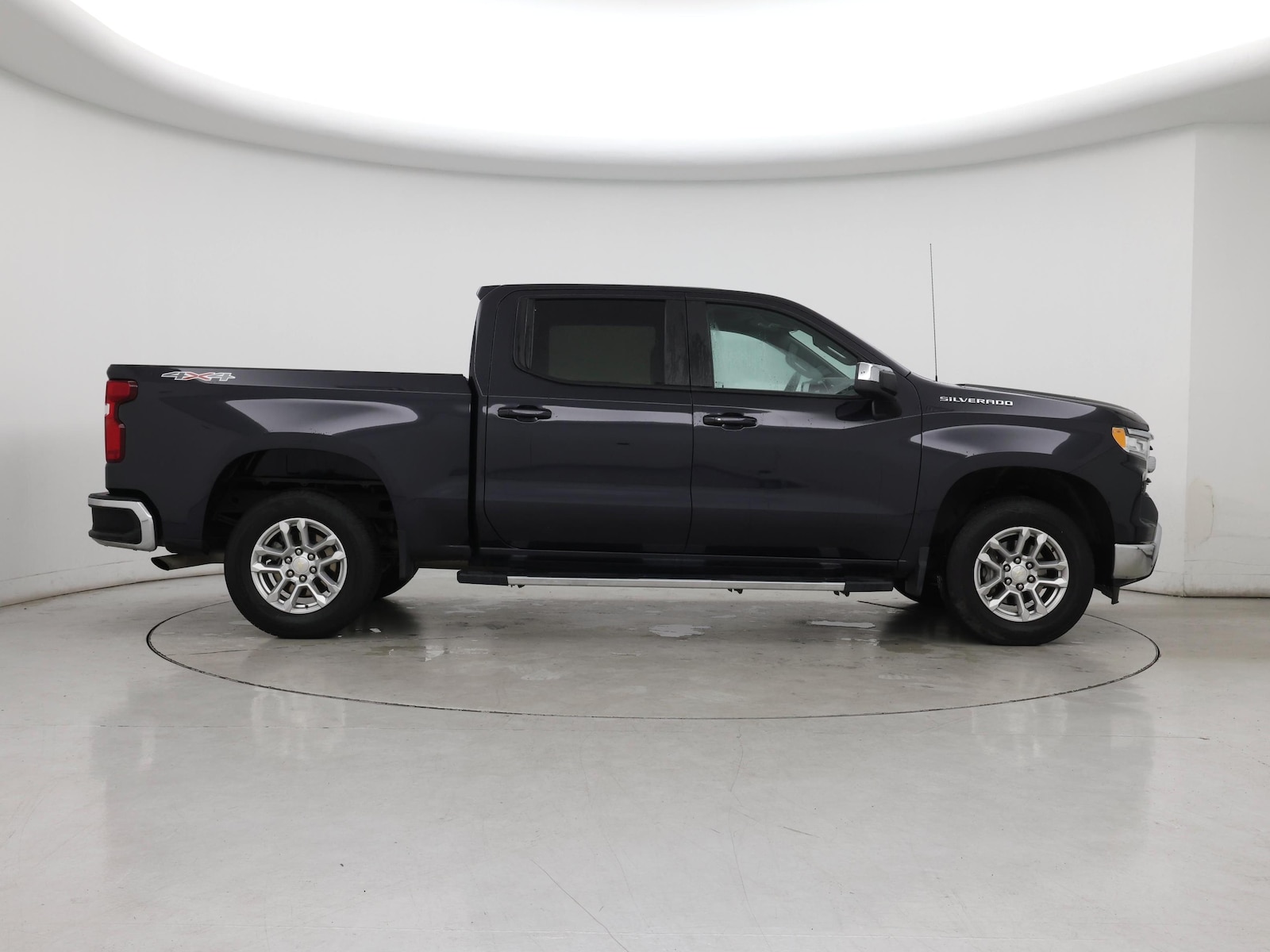 2023 Chevrolet Silverado 1500 LT - Photo 8