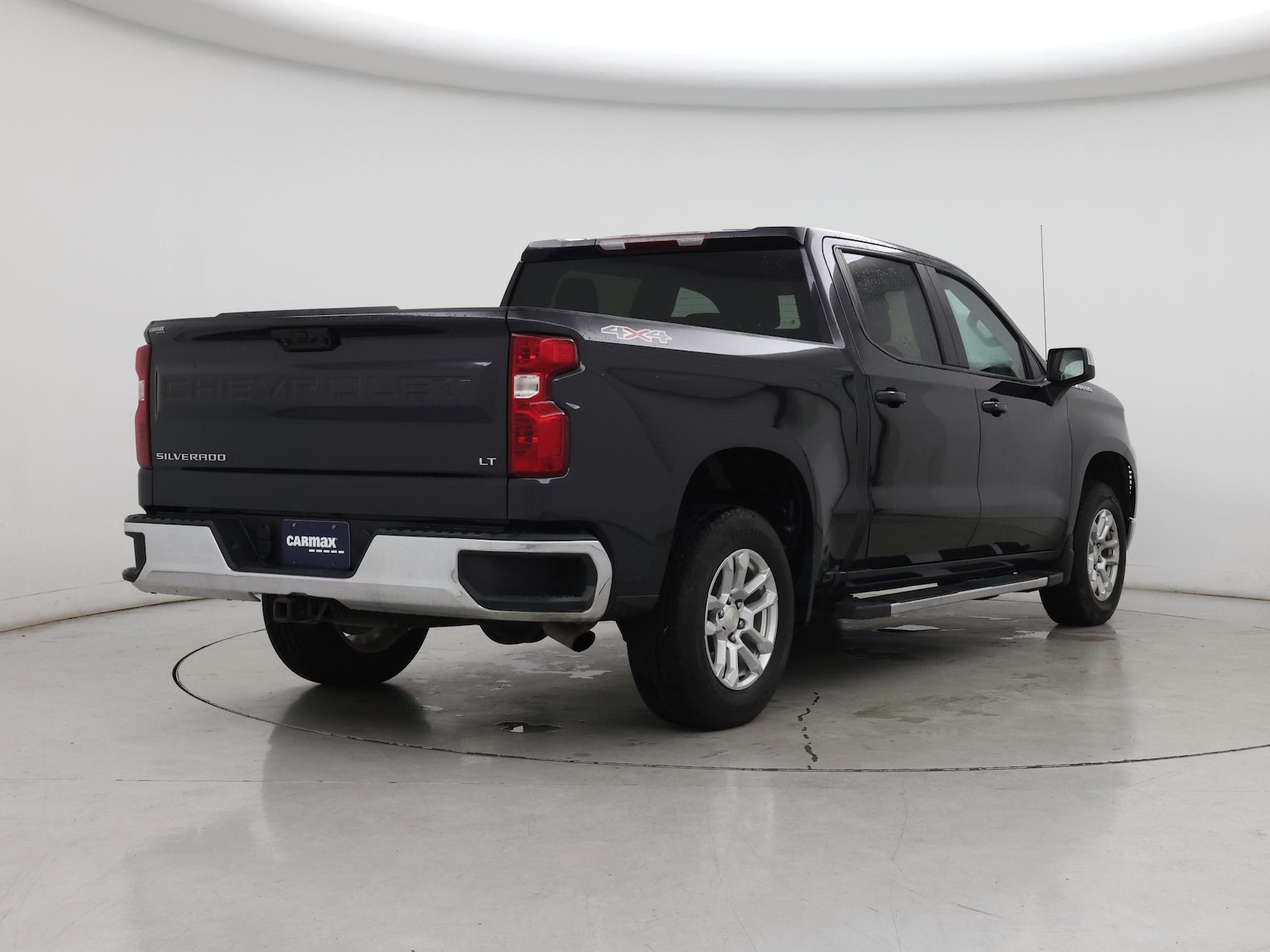 2023 Chevrolet Silverado 1500 LT - Photo 9