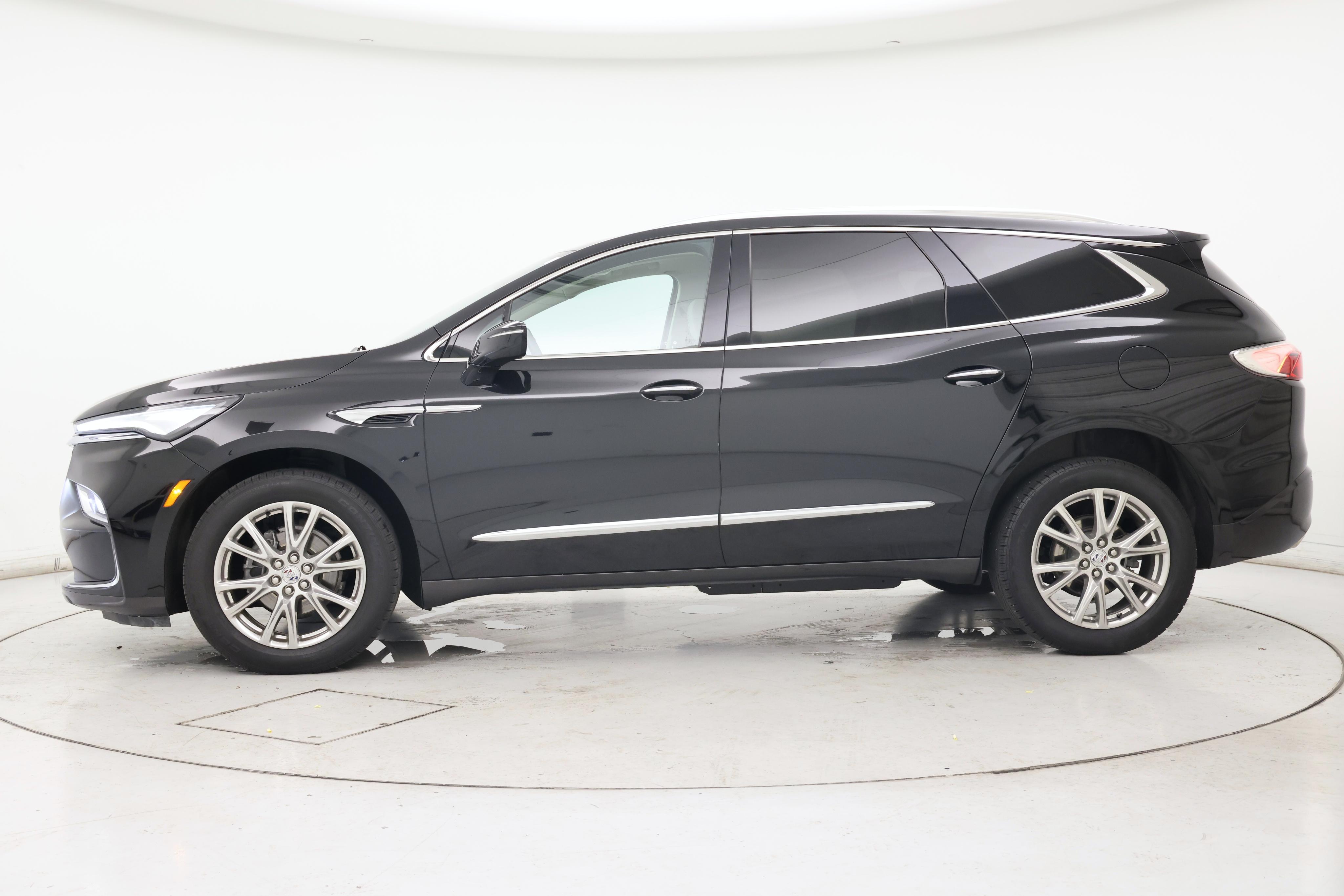 Thumbnail: 2023 Buick Enclave - 3