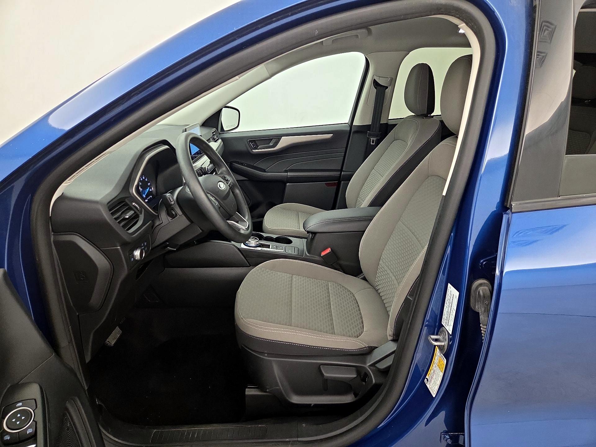 Thumbnail: 2022 Ford Escape - 11
