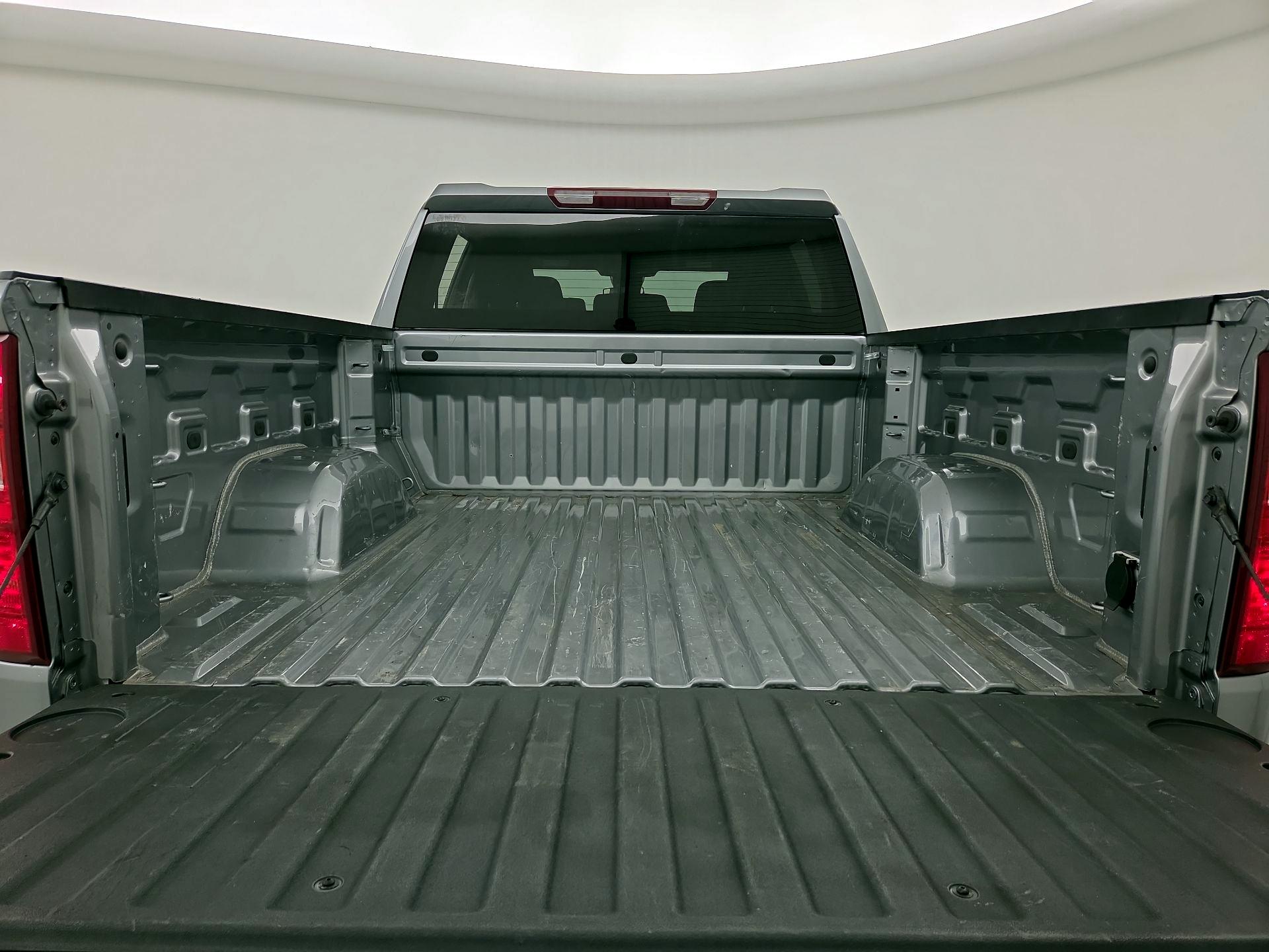 Thumbnail: 2023 Chevrolet Silverado 1500 - 20