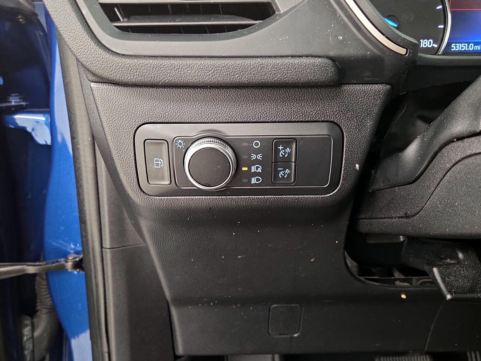 Thumbnail: 2022 Ford Escape - 13