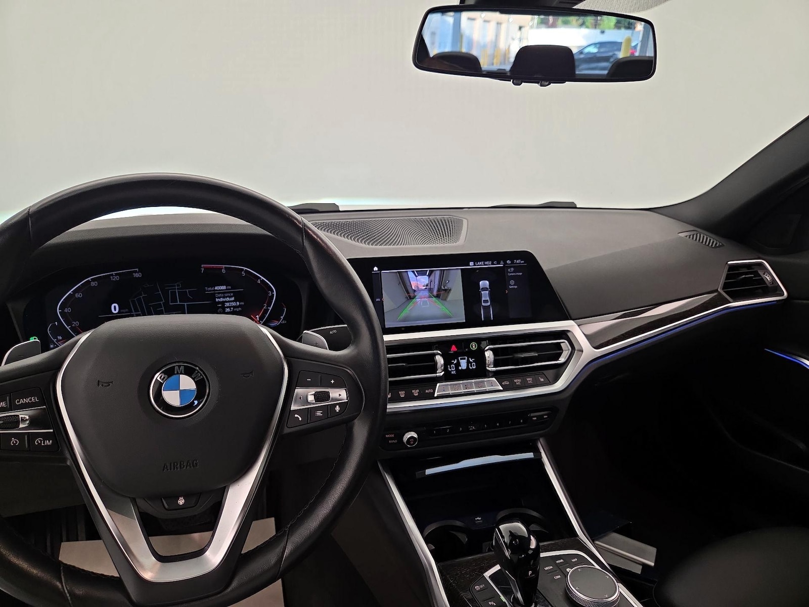 2022 BMW 3 Series 330i - Photo 10