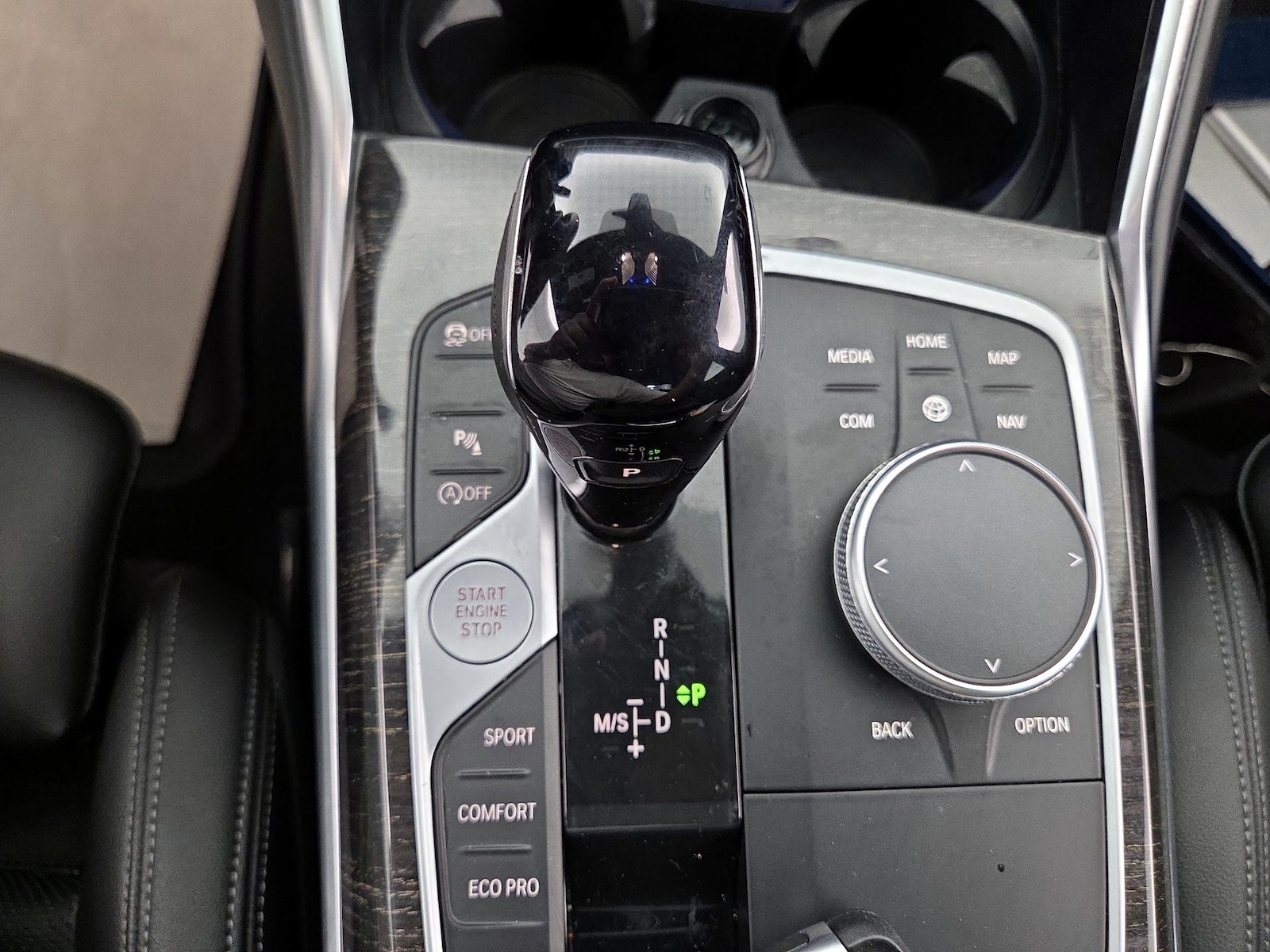 2022 BMW 3 Series 330i - Photo 18