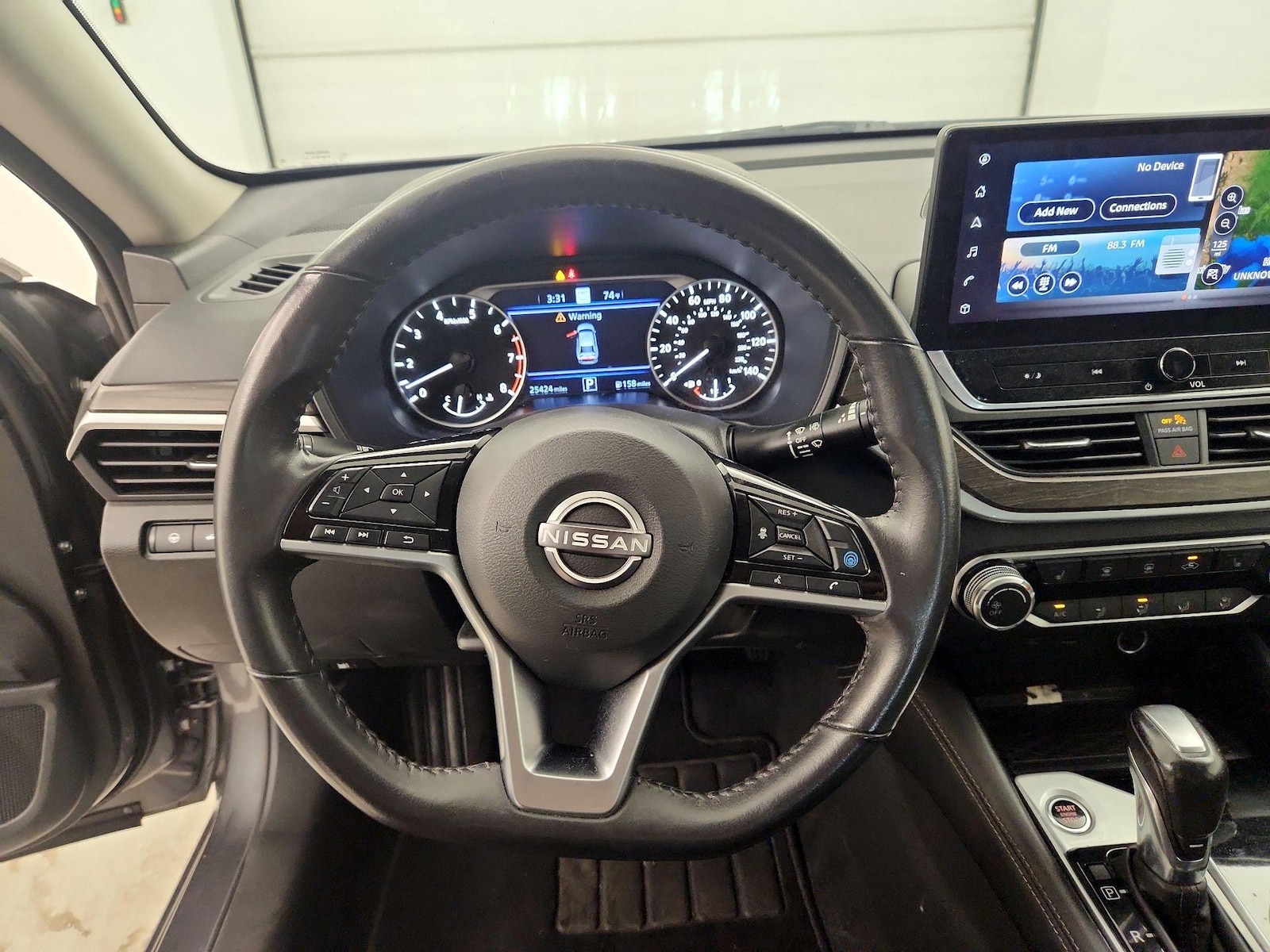 2024 Nissan Altima SV - Photo 11