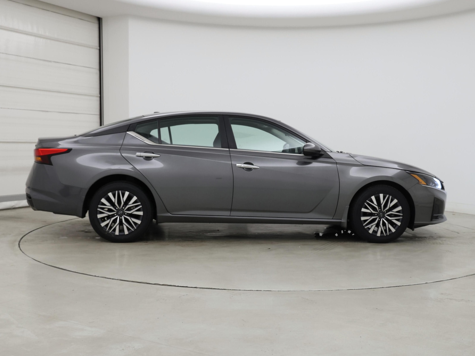 2024 Nissan Altima SV - Photo 8