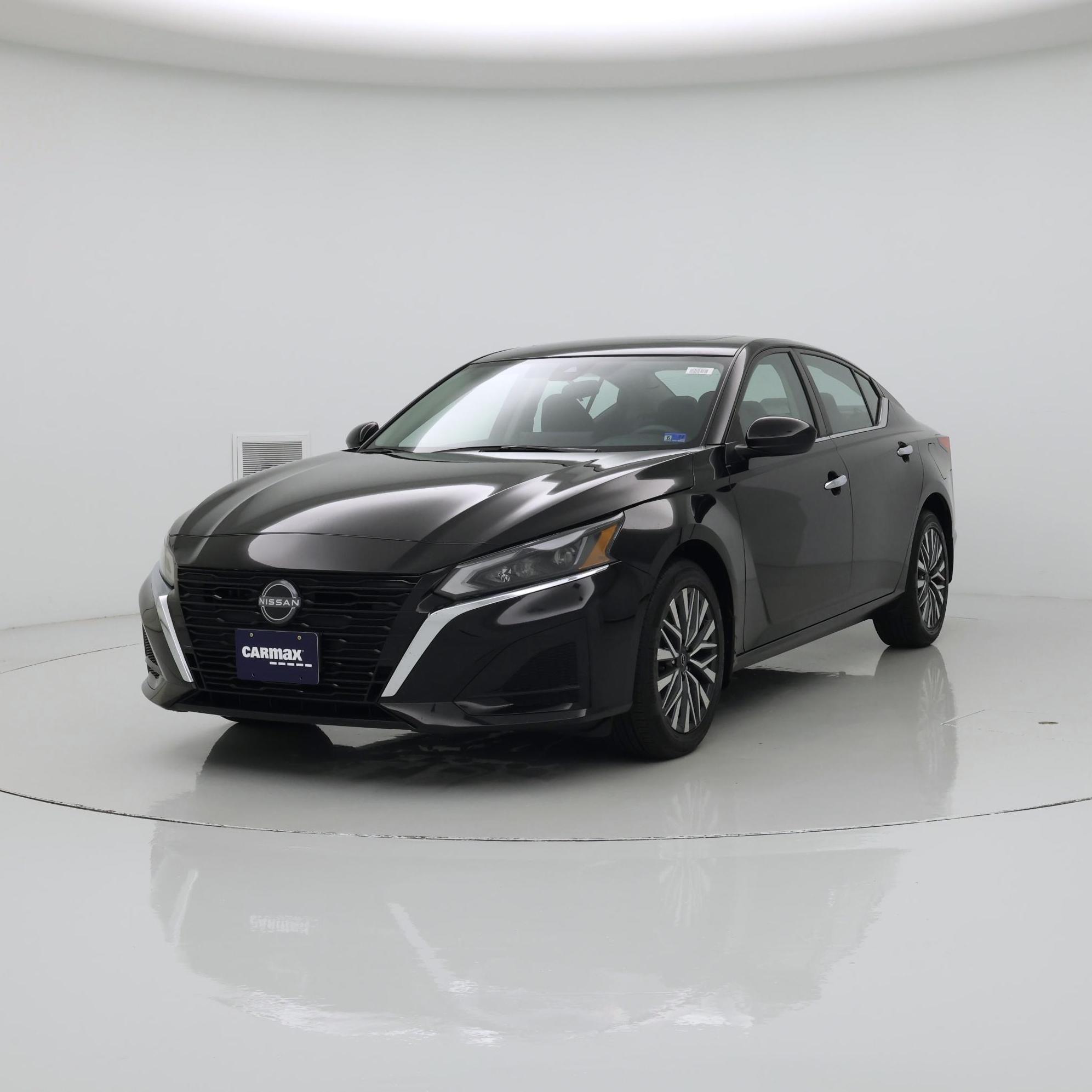 Thumbnail: 2023 Nissan Altima - 4