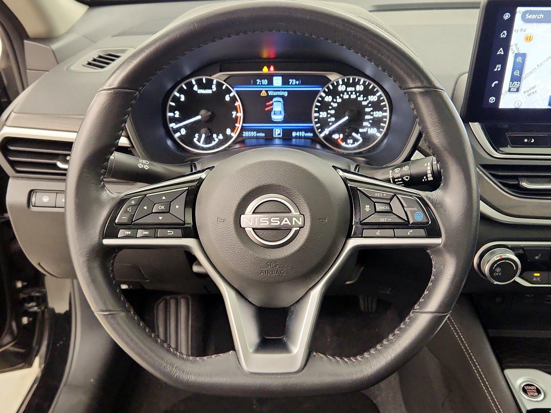 Thumbnail: 2023 Nissan Altima - 10