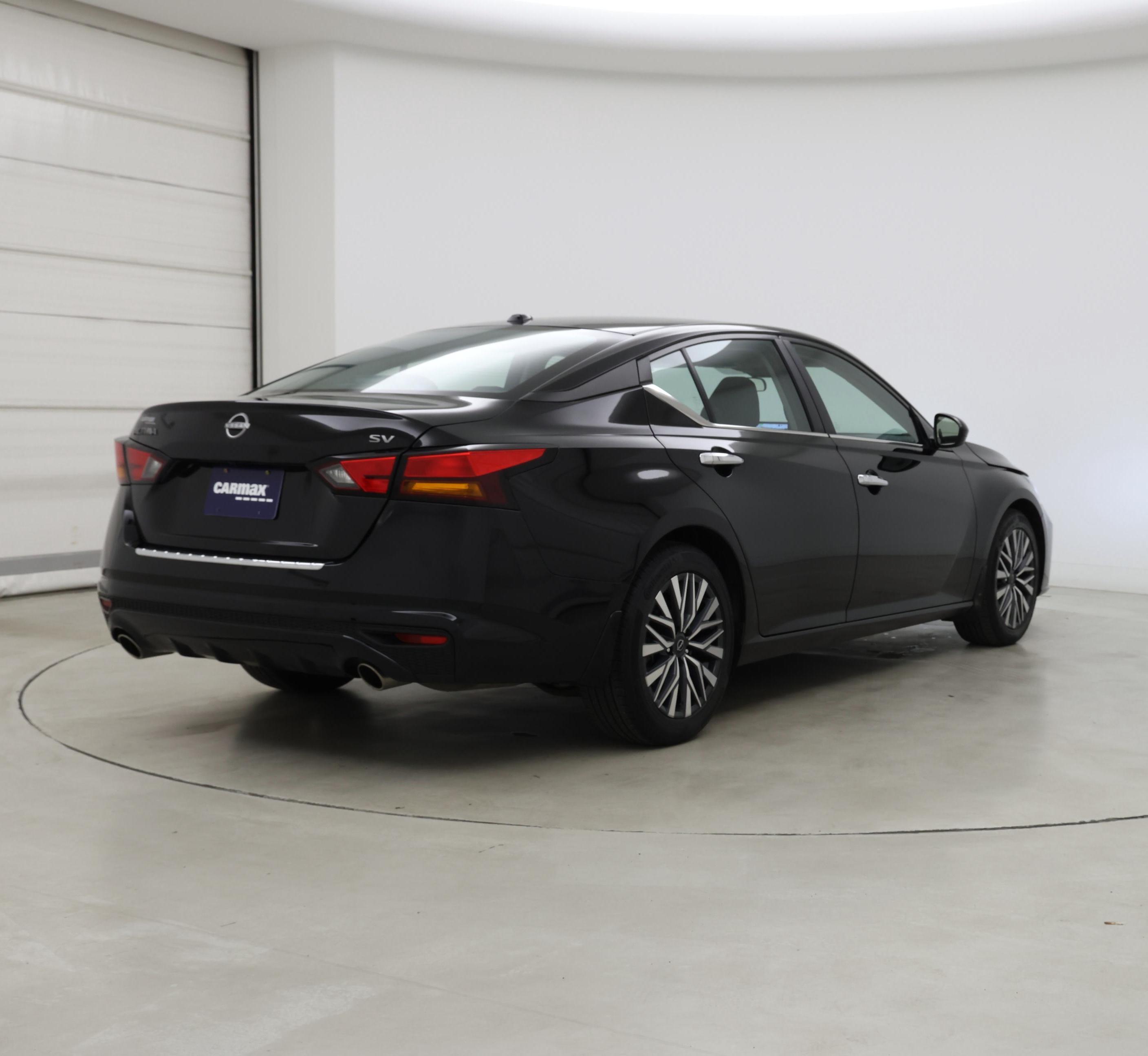 Thumbnail: 2023 Nissan Altima - 8