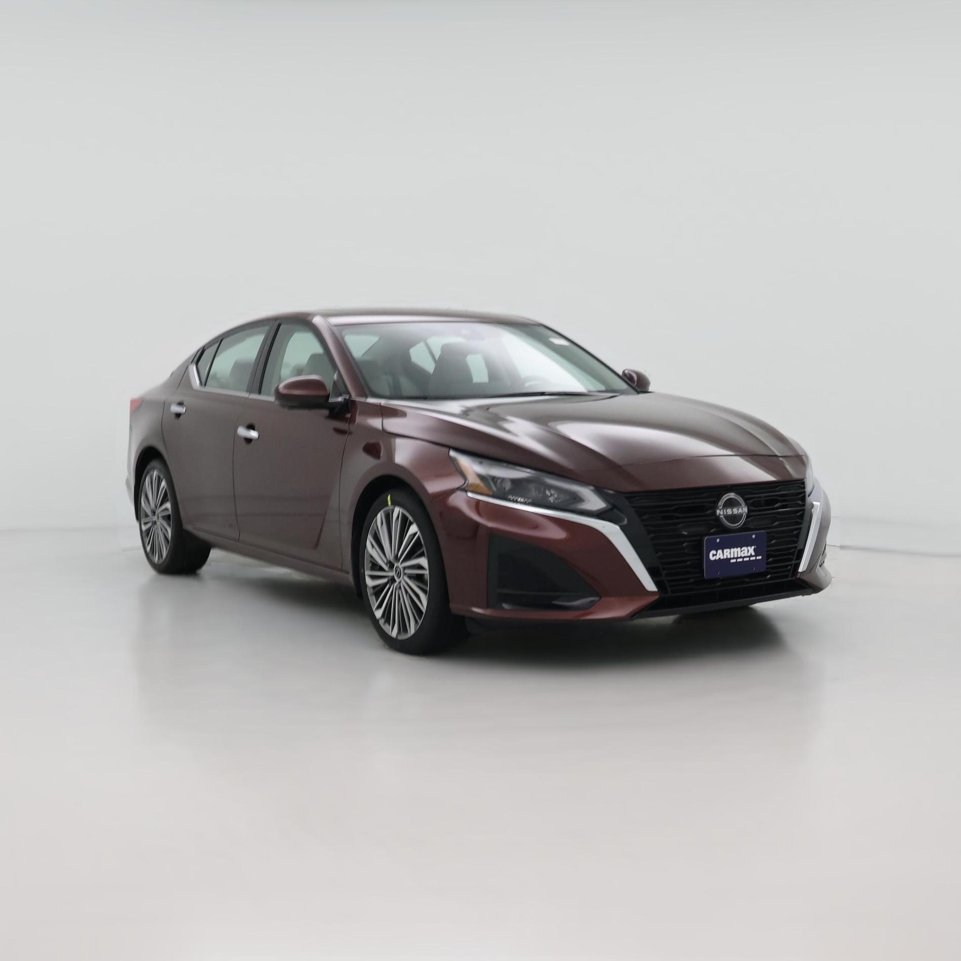 Thumbnail: 2023 Nissan Altima - 1