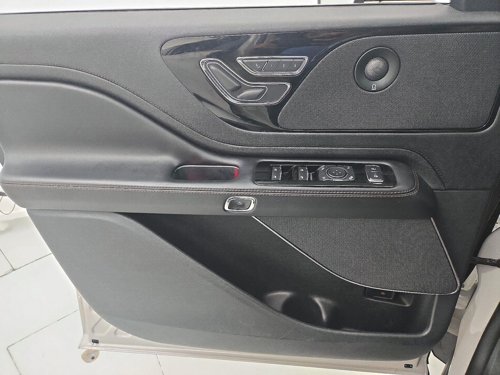2023 Lincoln Aviator Reserve - Photo 13