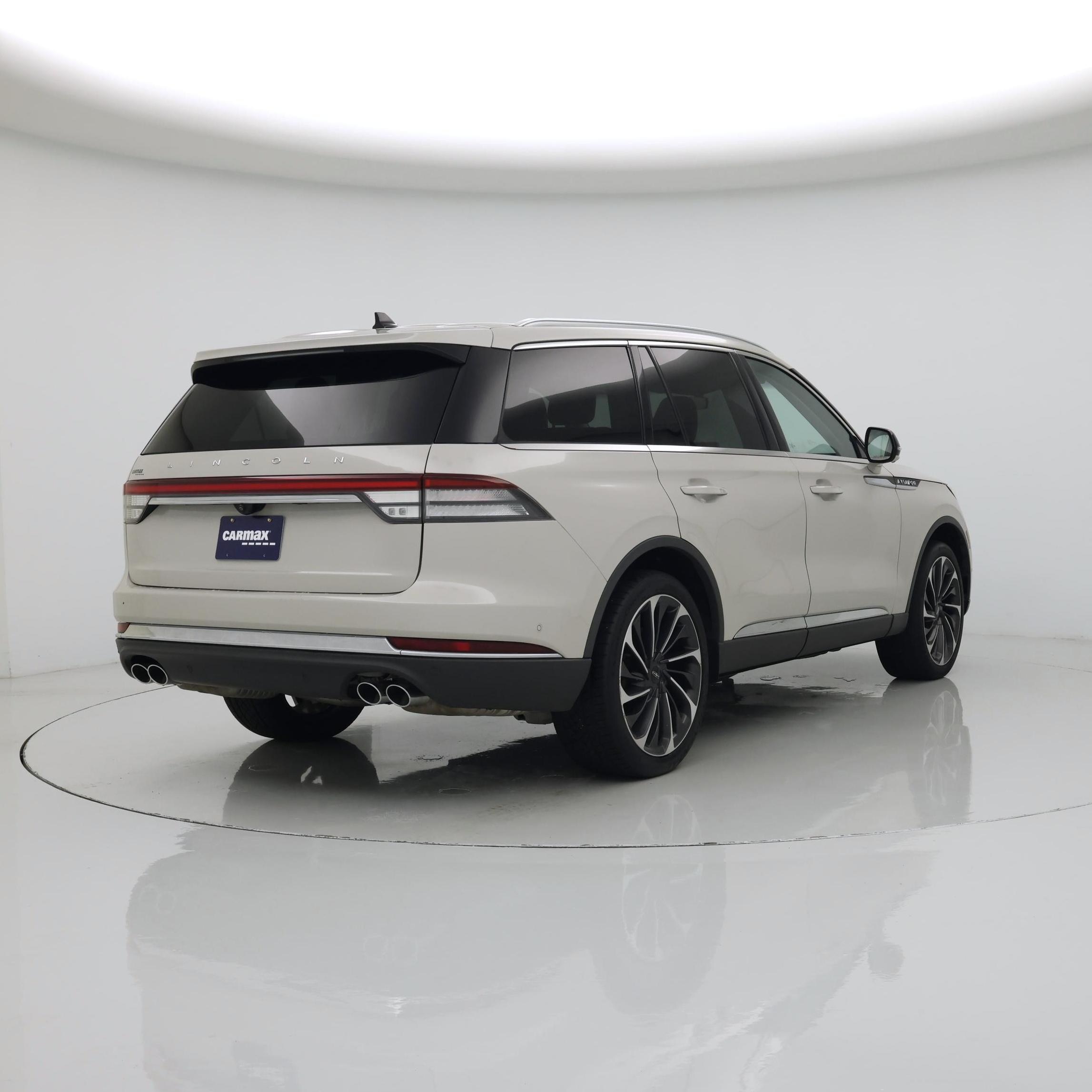 Thumbnail: 2023 Lincoln Aviator - 8