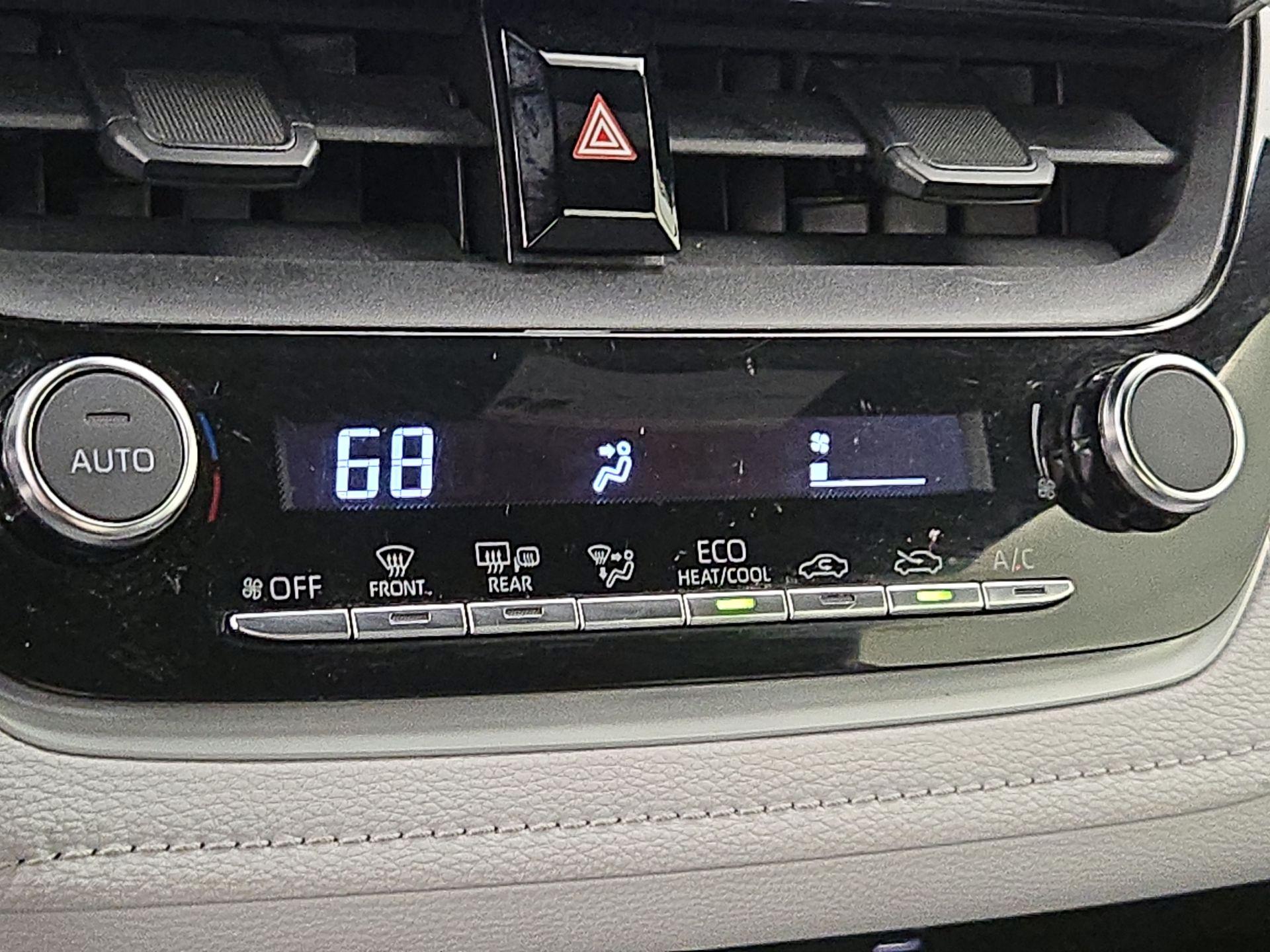 Thumbnail: 2024 Toyota Corolla - 16