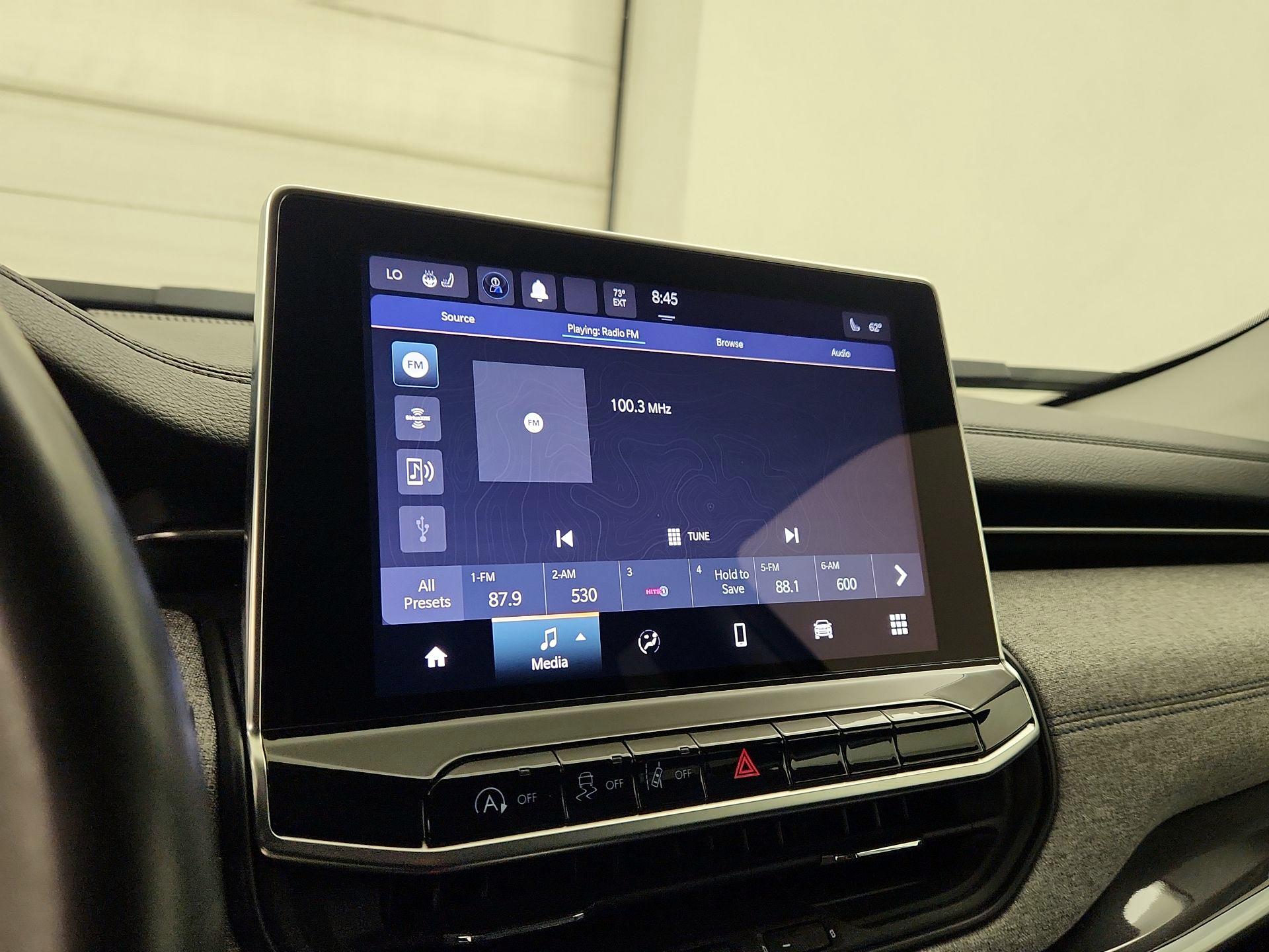 Thumbnail: 2022 Jeep Compass - 15