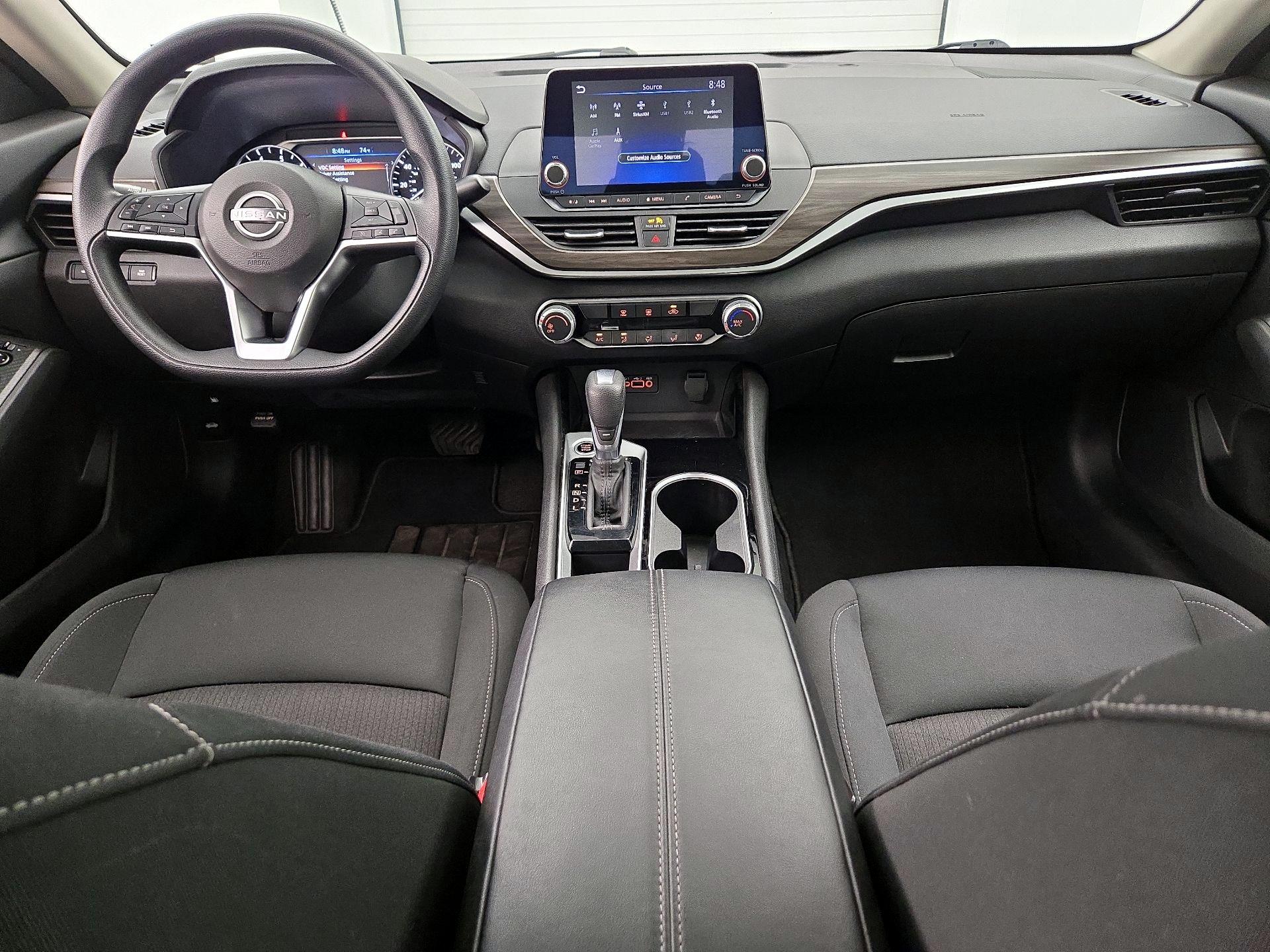 Thumbnail: 2024 Nissan Altima - 9