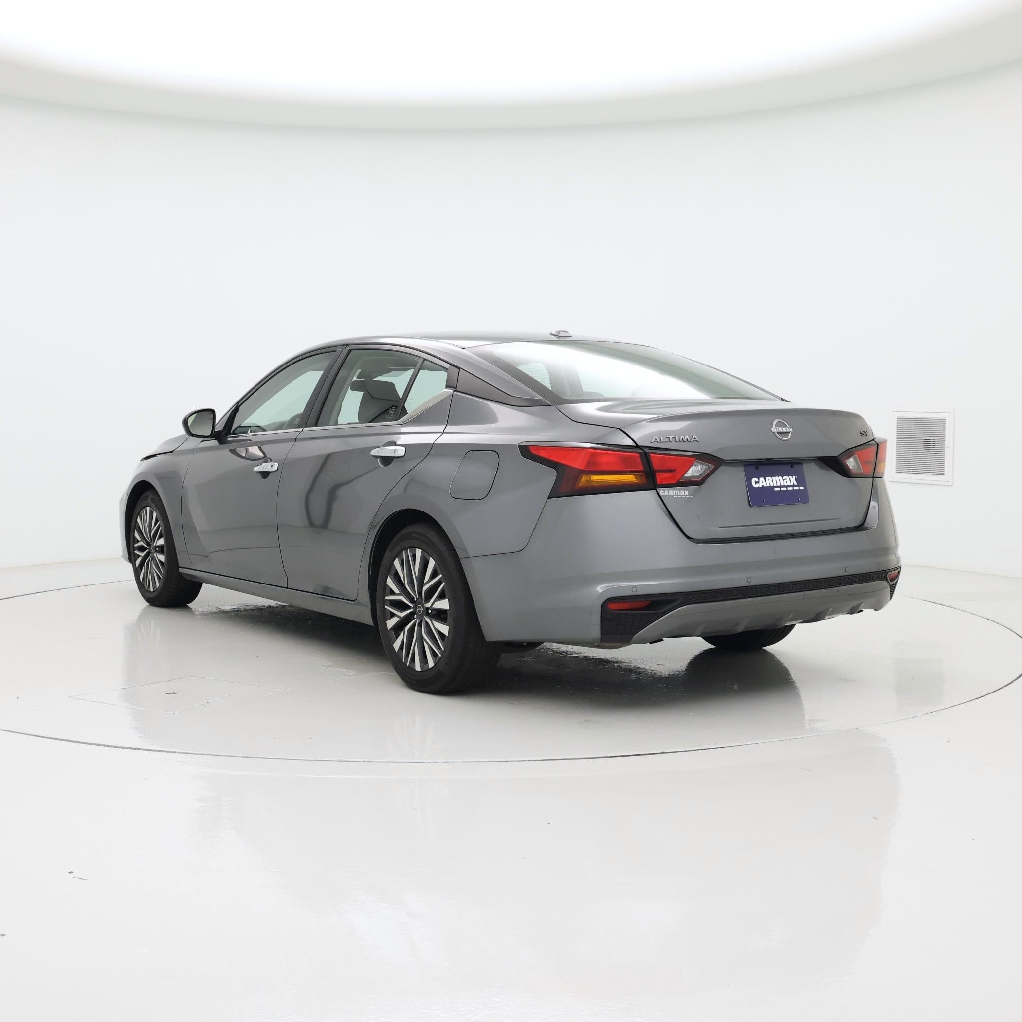 Thumbnail: 2024 Nissan Altima - 2
