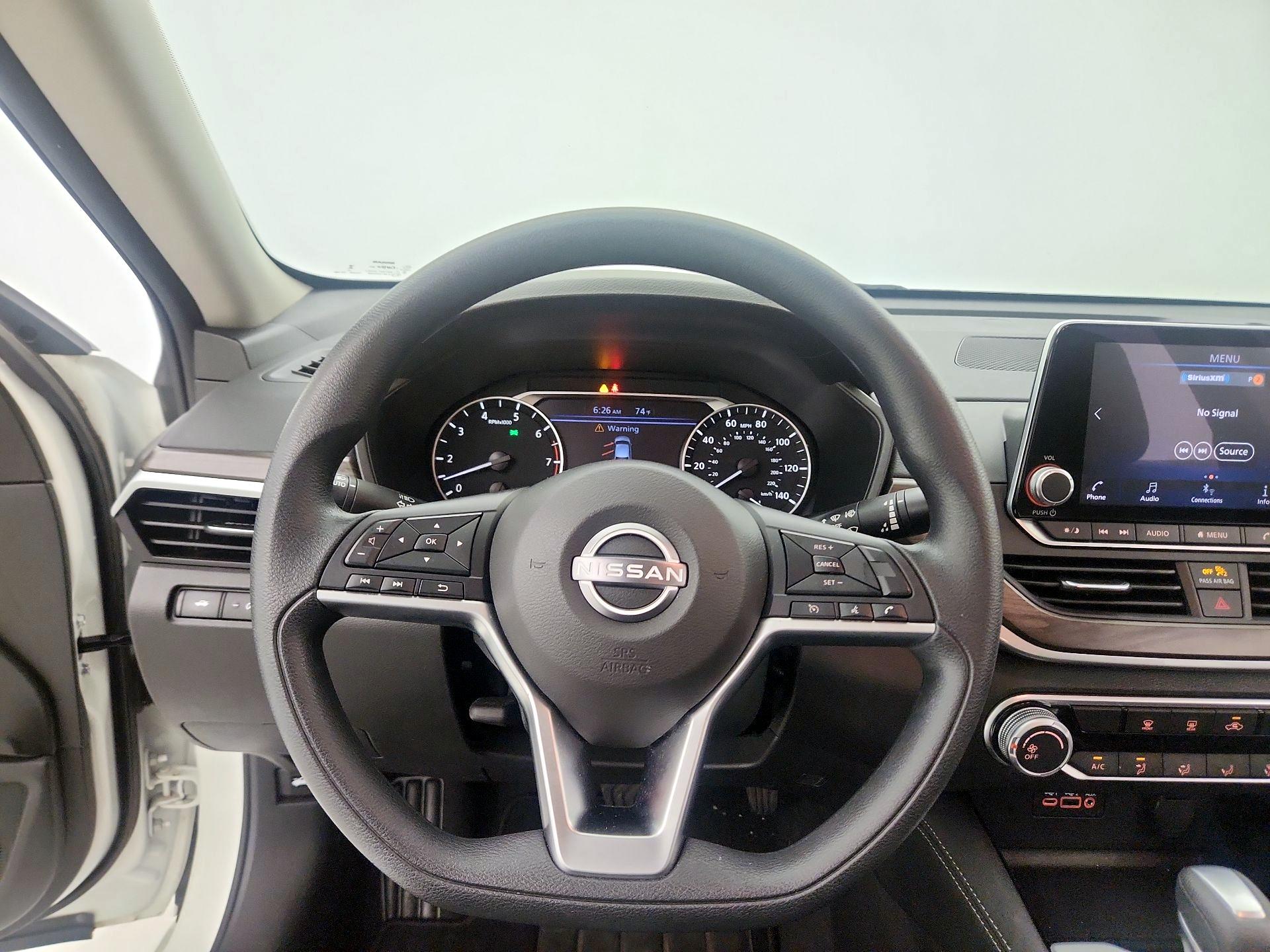 Thumbnail: 2023 Nissan Altima - 10