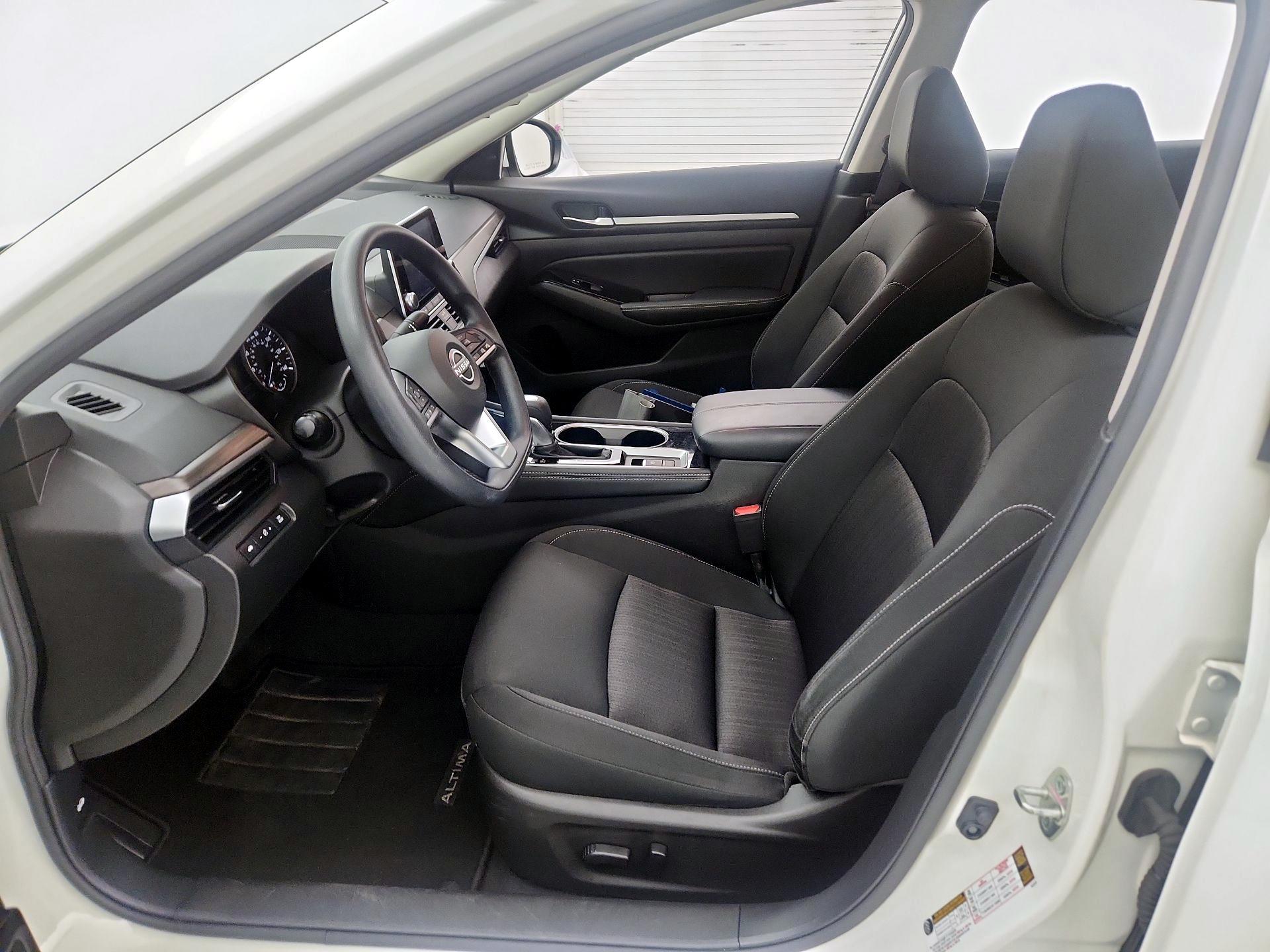 Thumbnail: 2023 Nissan Altima - 11