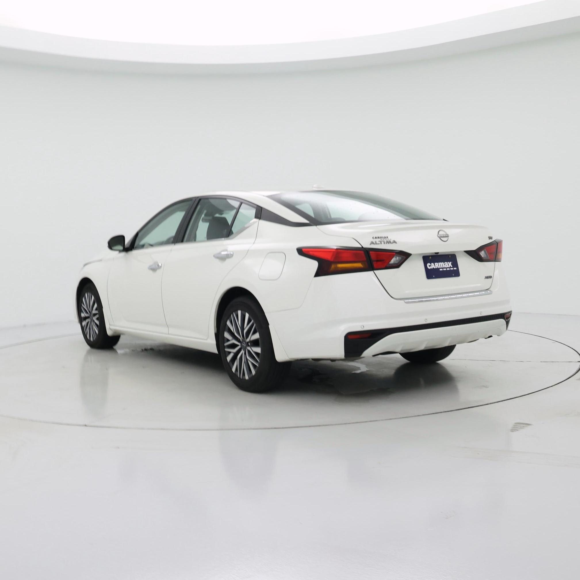 Thumbnail: 2023 Nissan Altima - 2