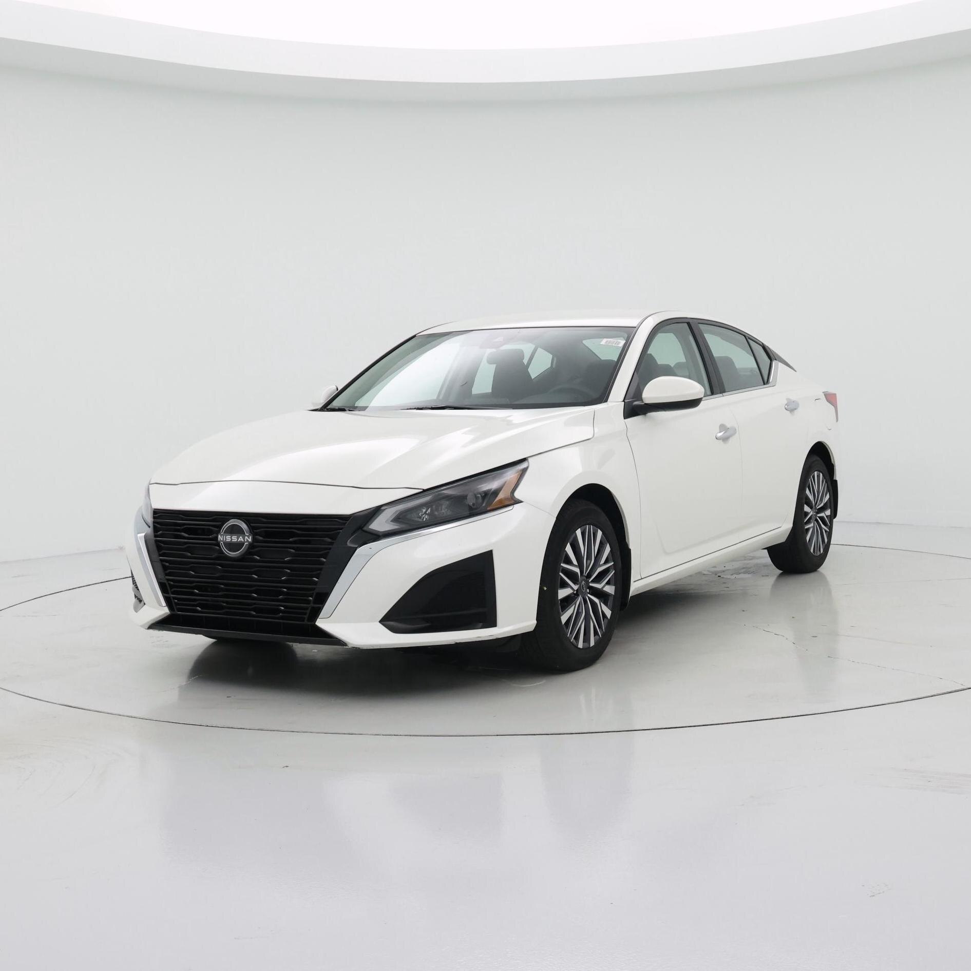Thumbnail: 2023 Nissan Altima - 4