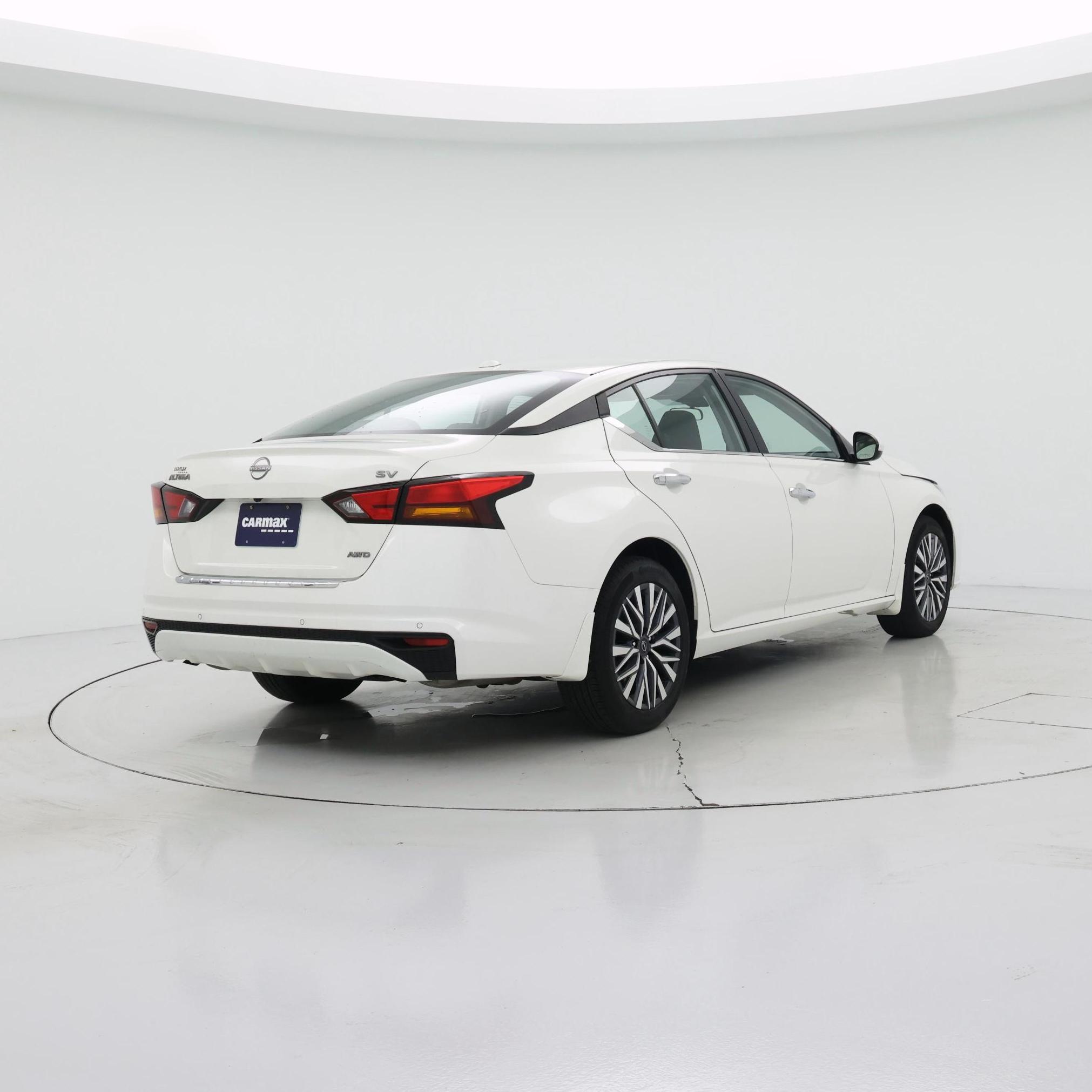 Thumbnail: 2023 Nissan Altima - 8