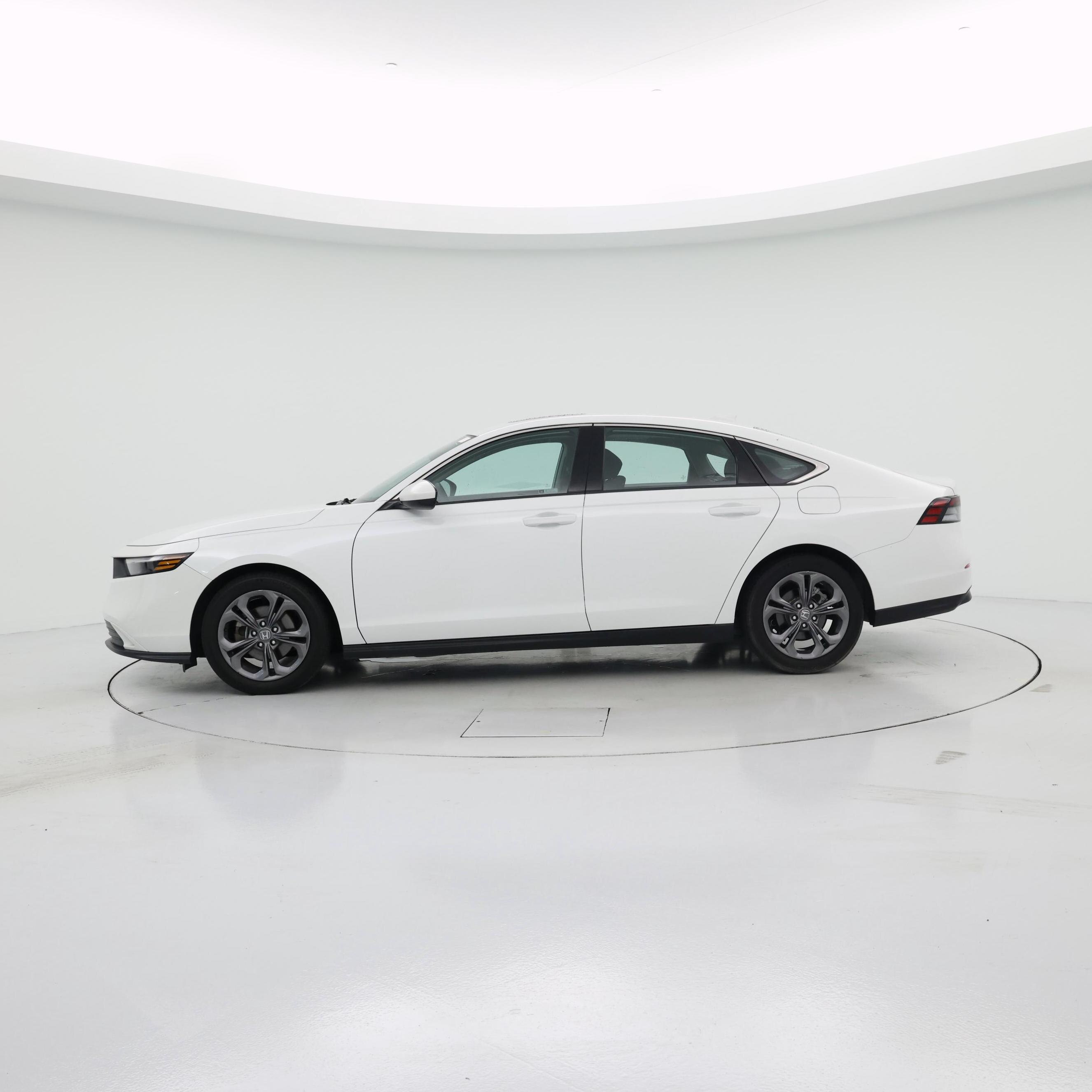 Thumbnail: 2023 Honda Accord - 3