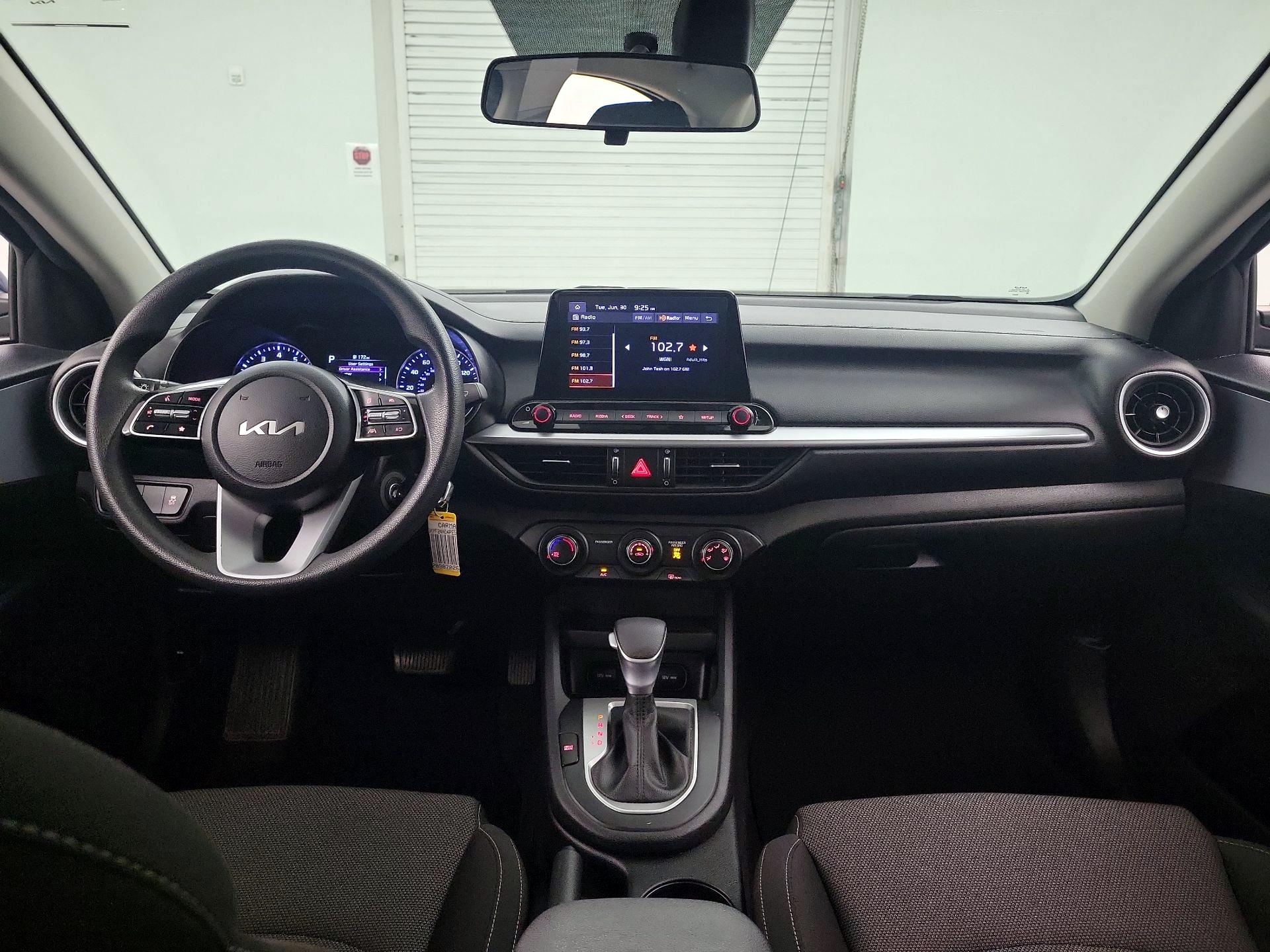 Thumbnail: 2023 Kia Forte - 9