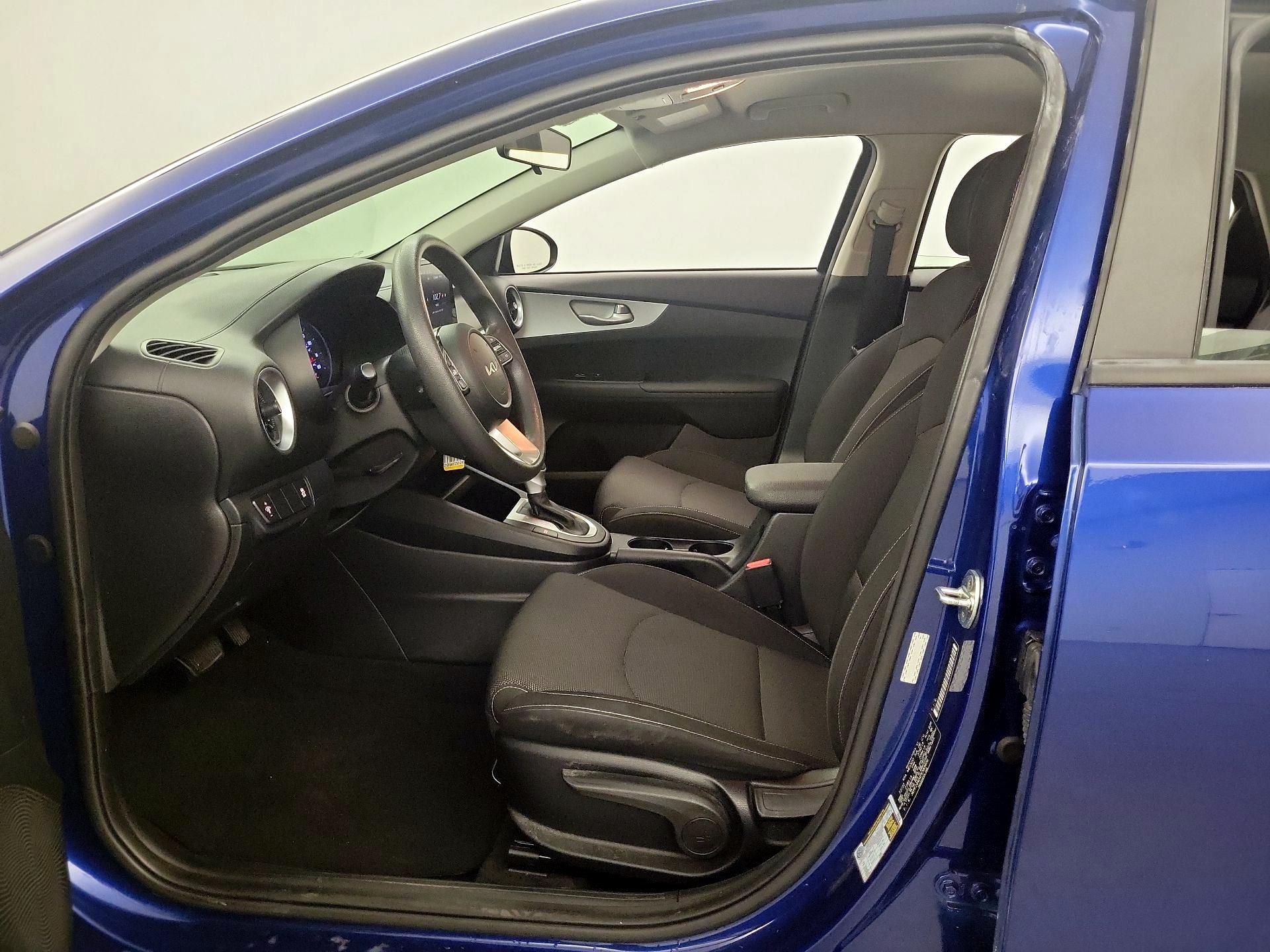 Thumbnail: 2023 Kia Forte - 11