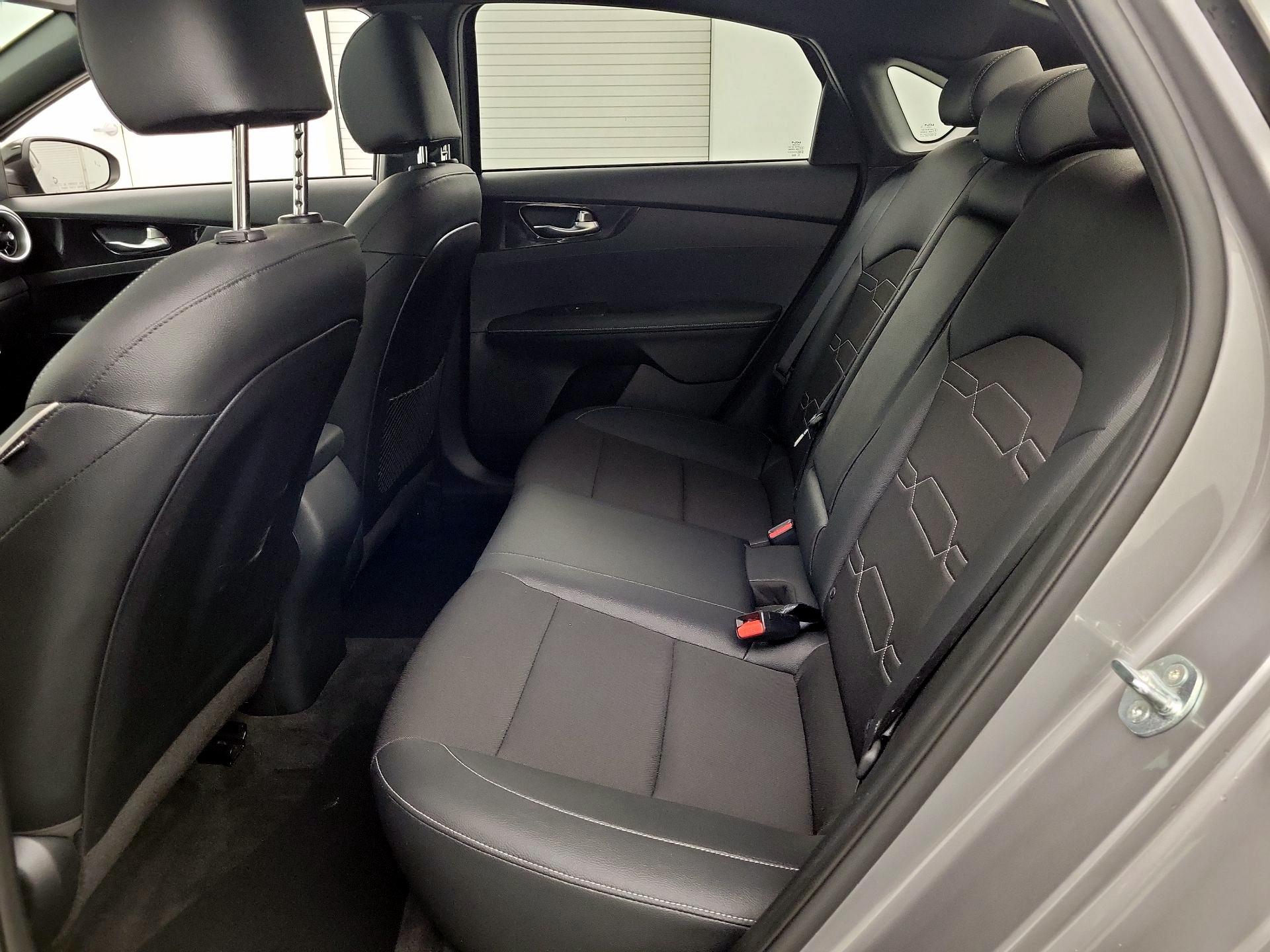 Thumbnail: 2024 Kia Forte - 20
