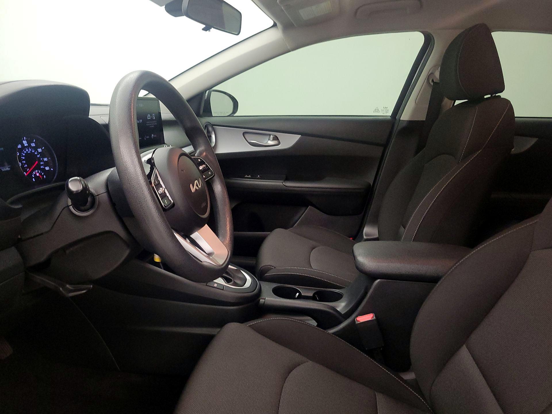 Thumbnail: 2023 Kia Forte - 11