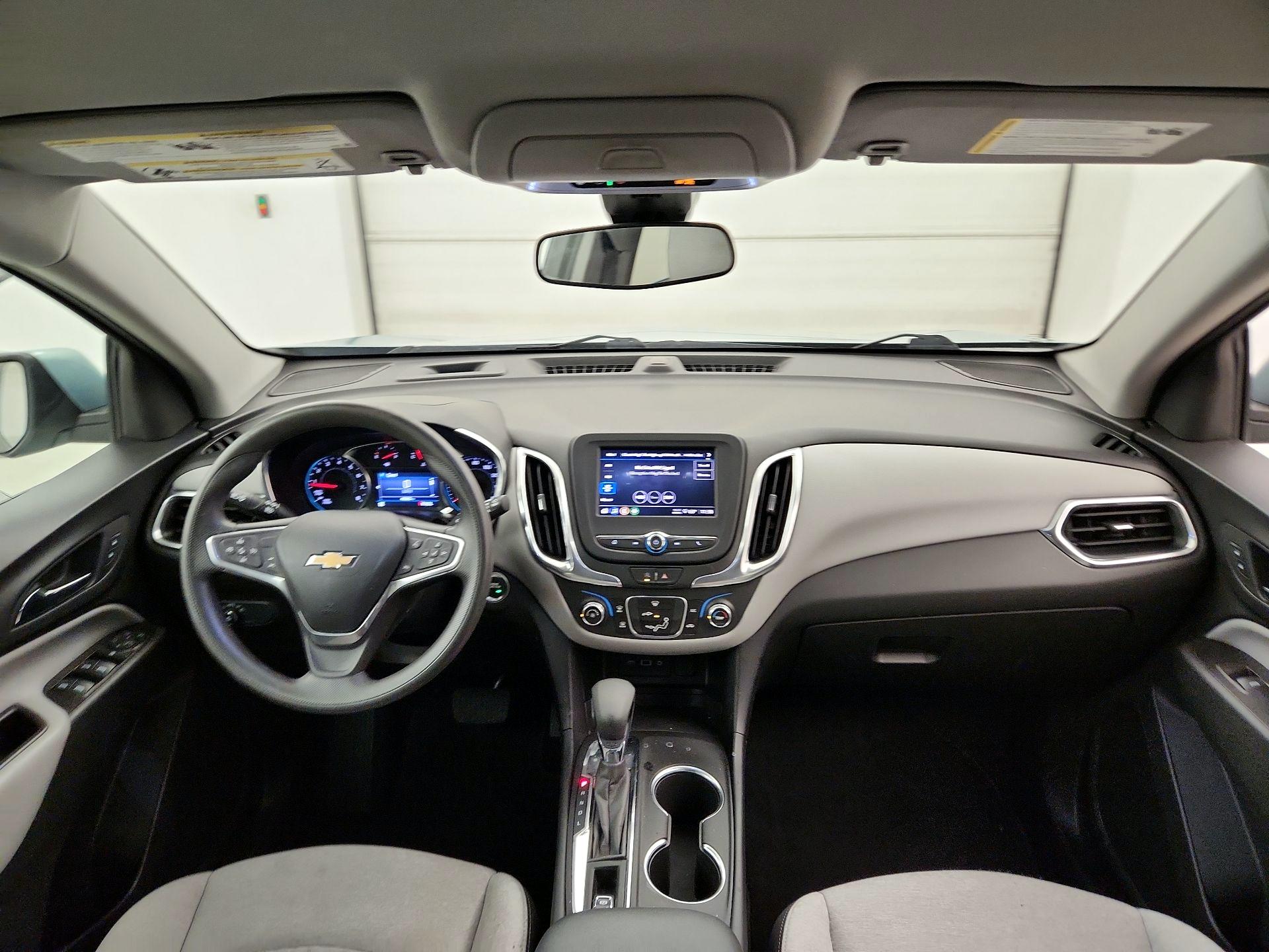 Thumbnail: 2022 Chevrolet Equinox - 9