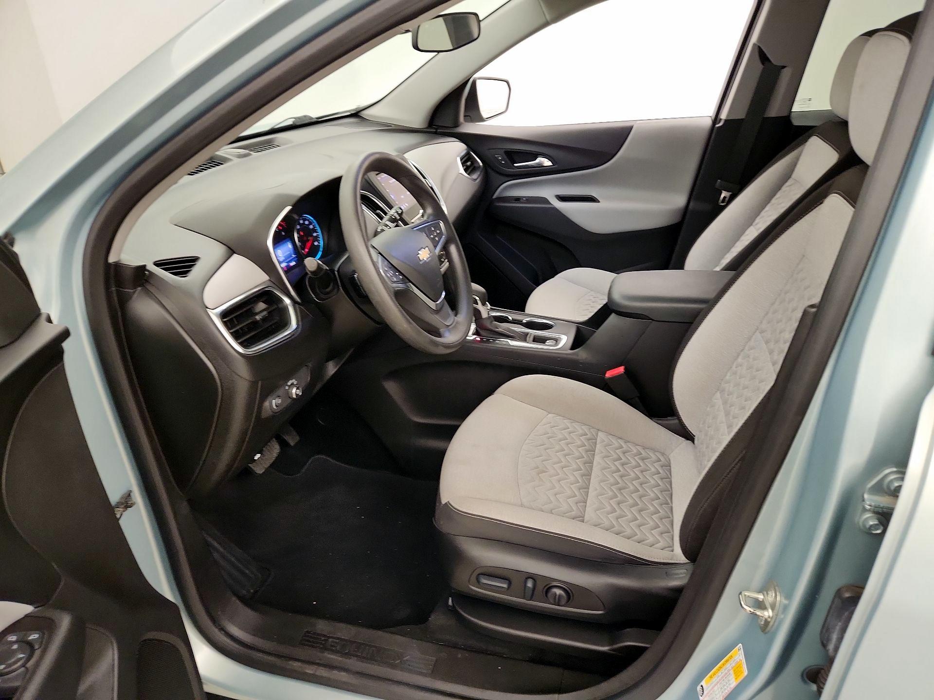 Thumbnail: 2022 Chevrolet Equinox - 11