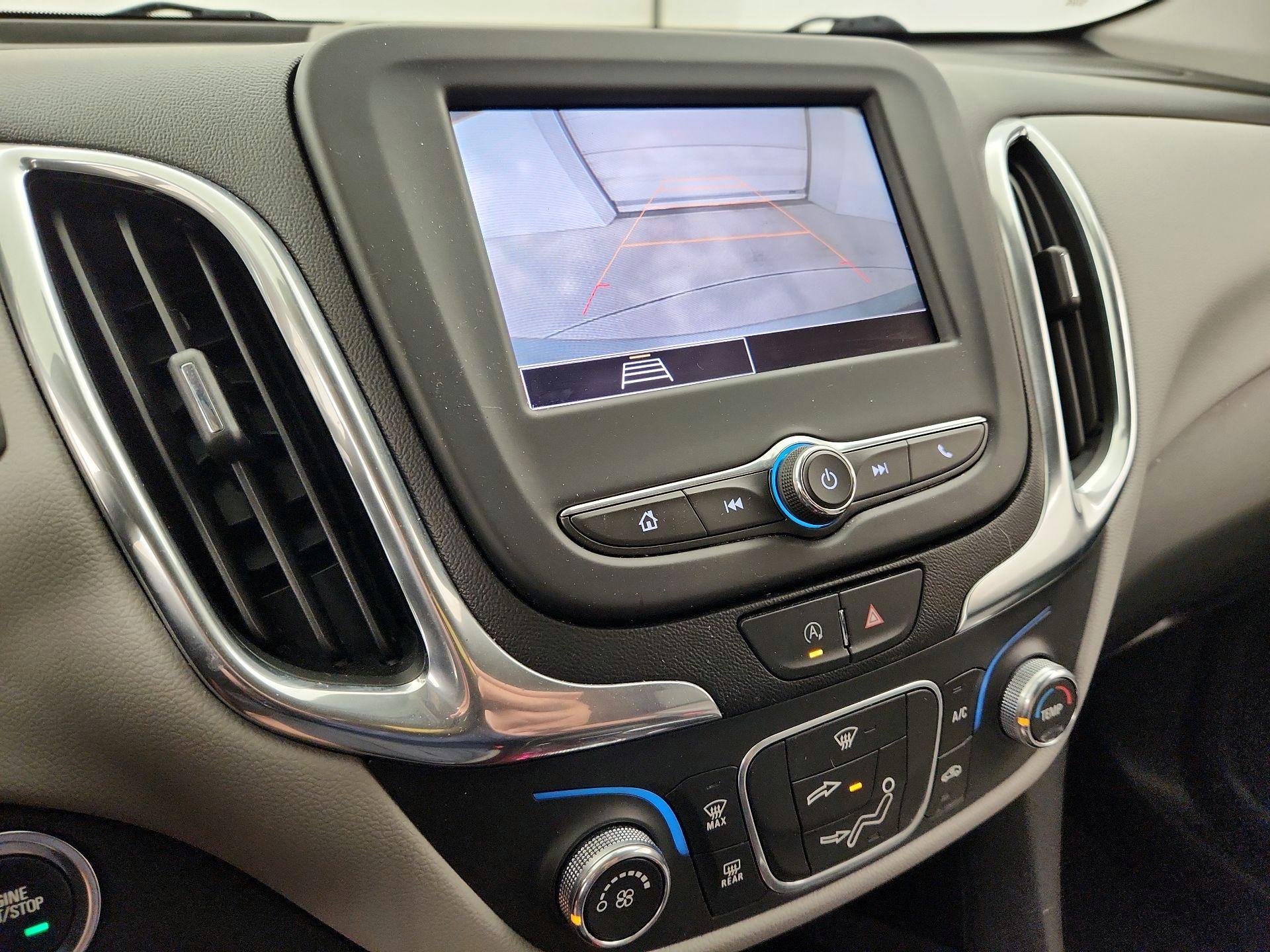 Thumbnail: 2022 Chevrolet Equinox - 14