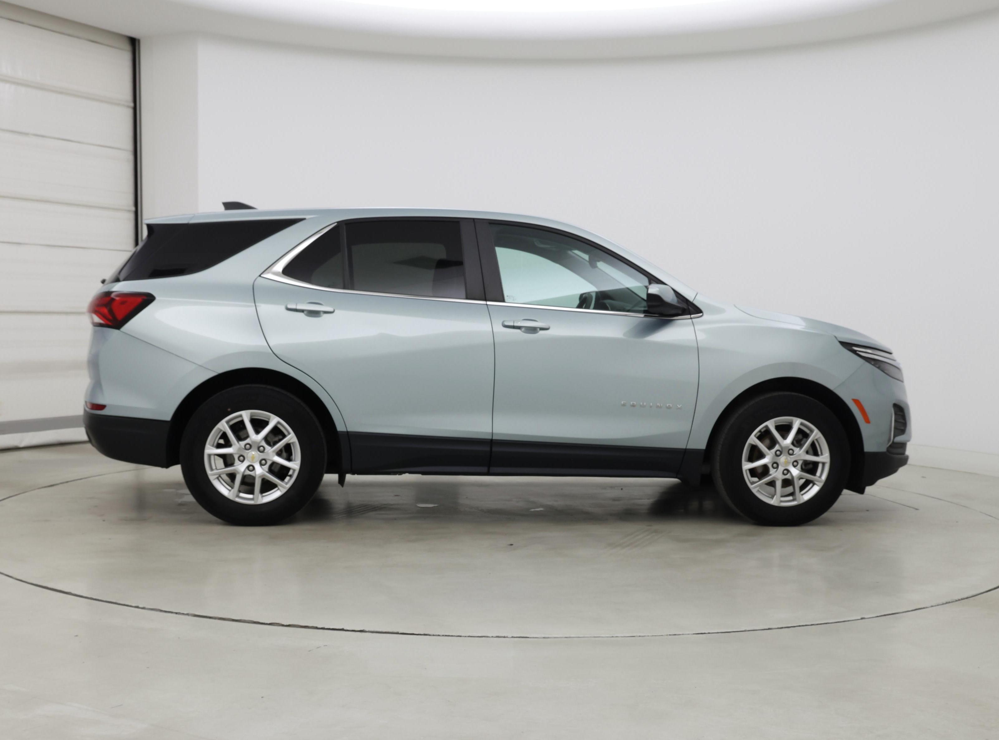 Thumbnail: 2022 Chevrolet Equinox - 7