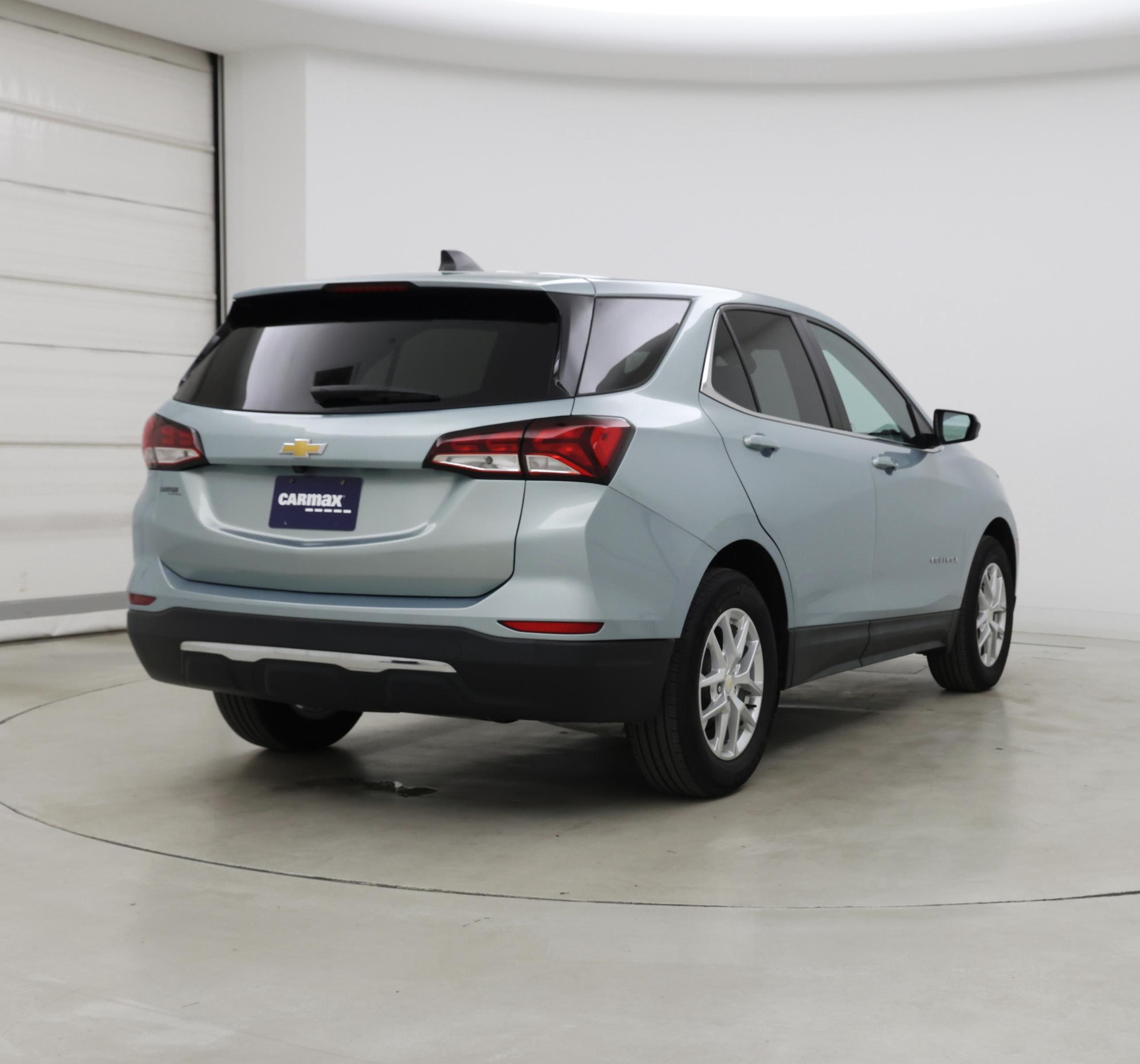 Thumbnail: 2022 Chevrolet Equinox - 8