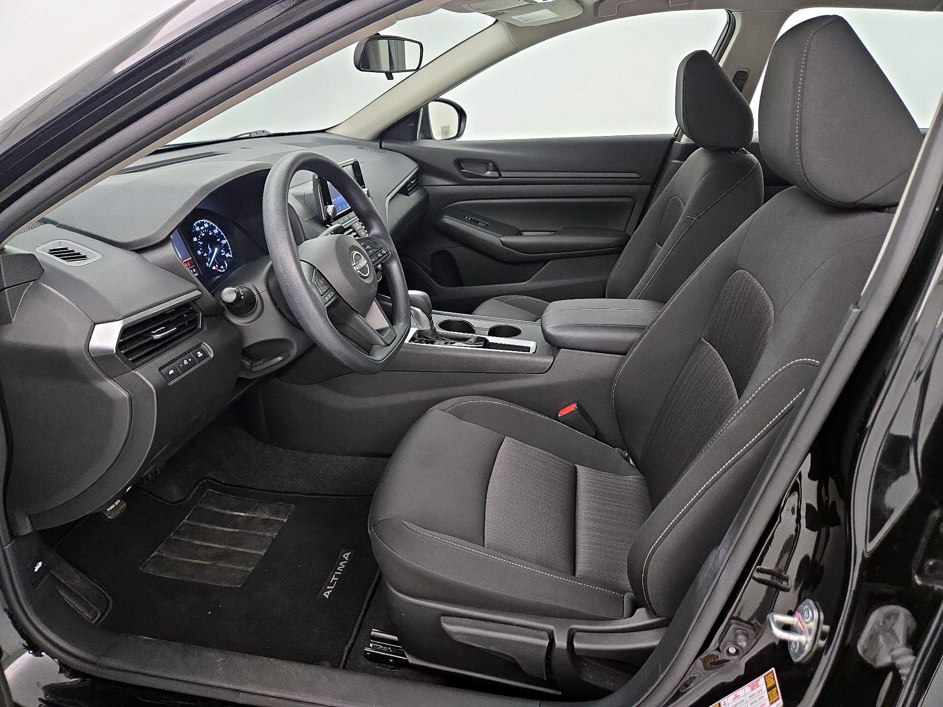 Thumbnail: 2023 Nissan Altima - 11