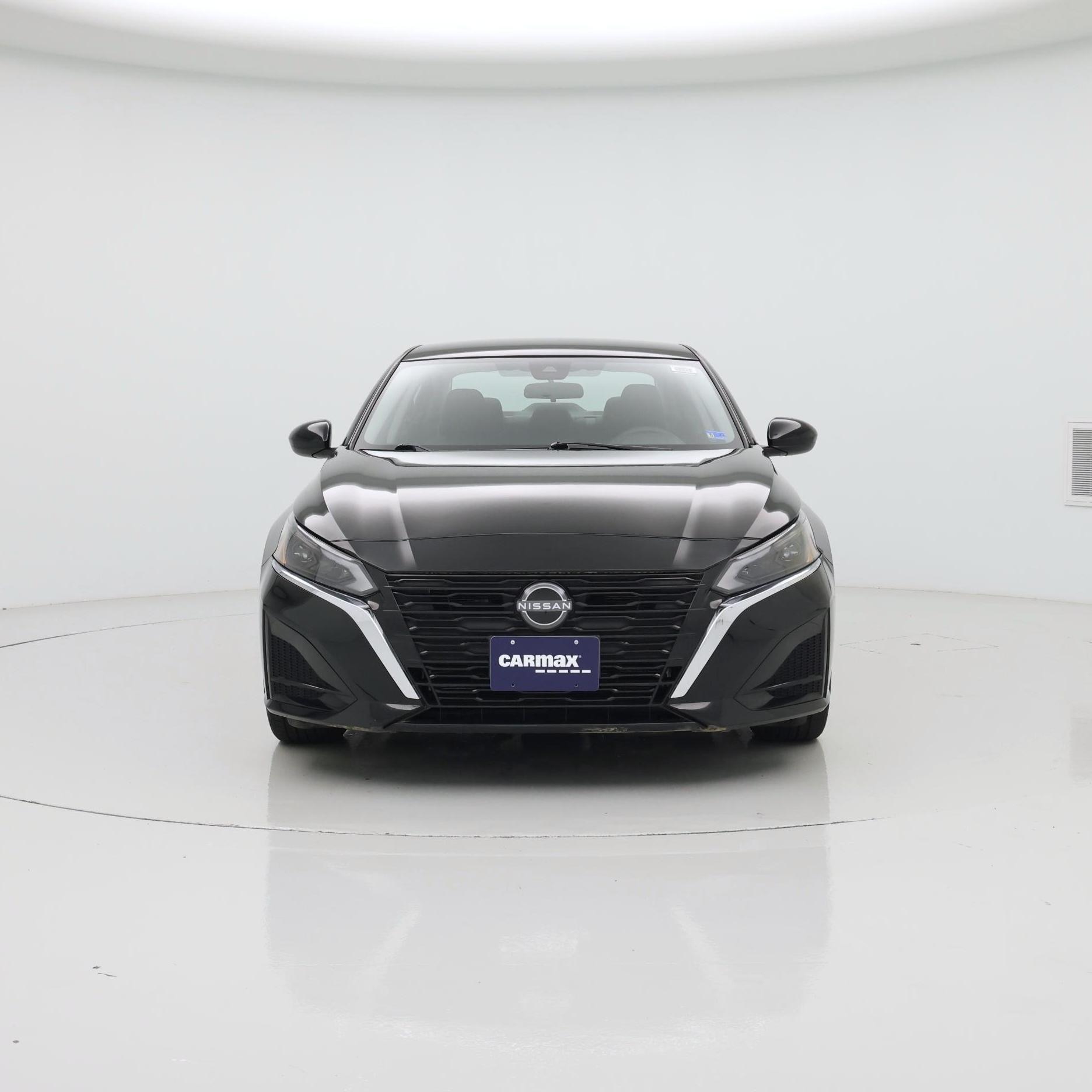Thumbnail: 2023 Nissan Altima - 5