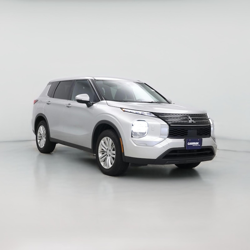 2023 Mitsubishi Outlander ES