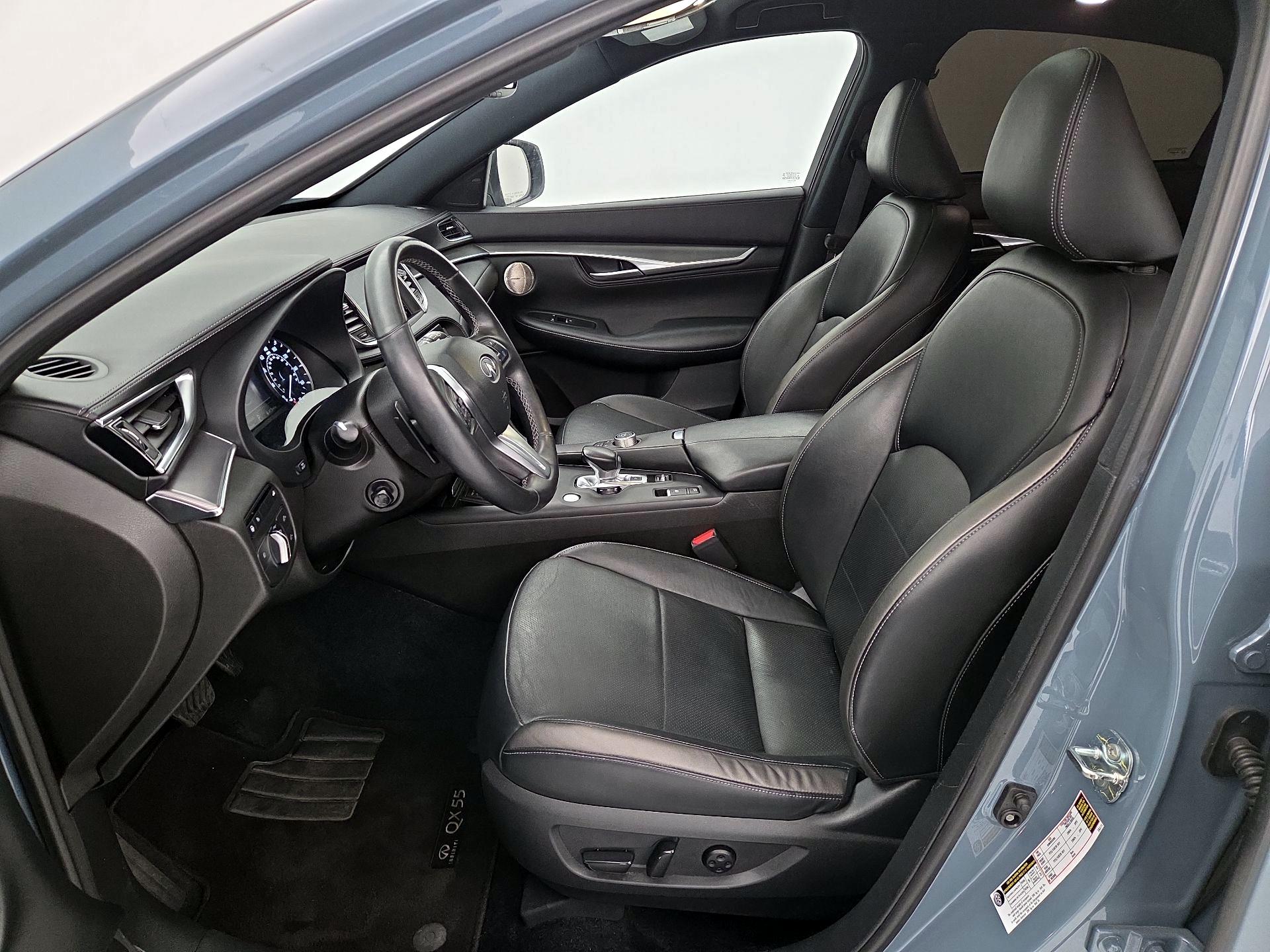Thumbnail: 2023 INFINITI QX55 - 11
