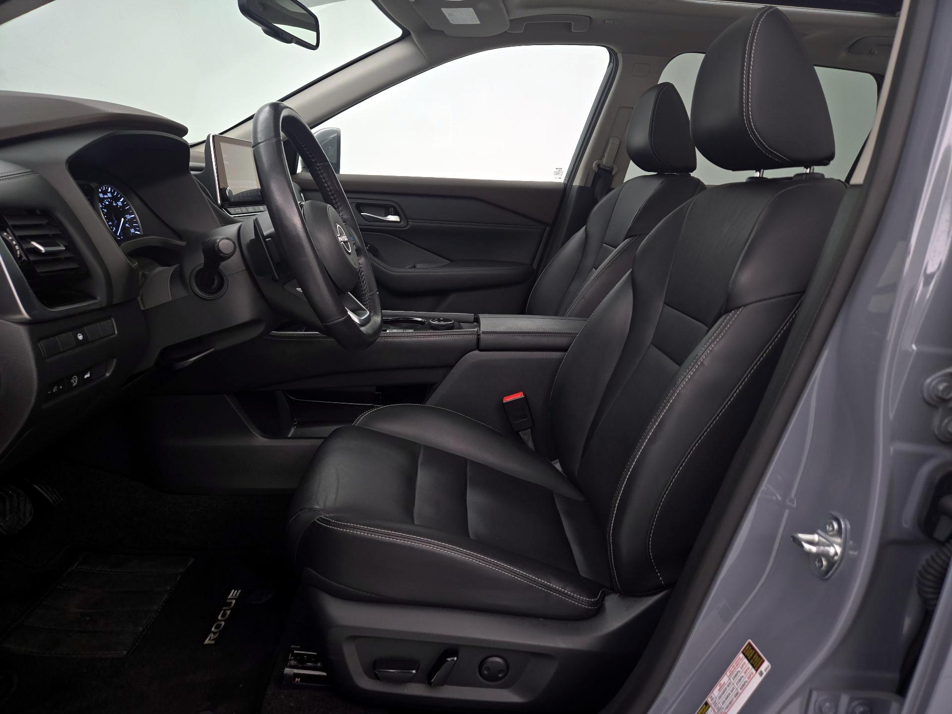 Thumbnail: 2023 Nissan Rogue - 11