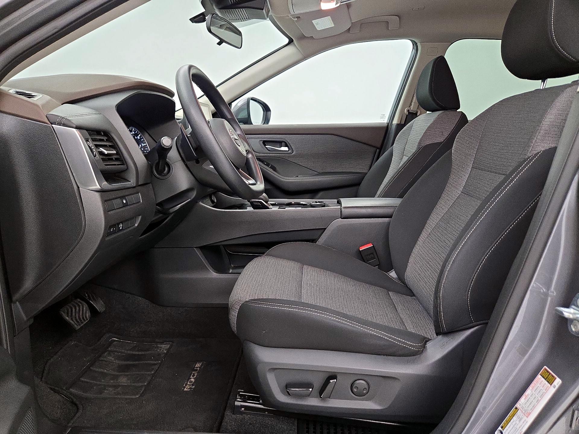 Thumbnail: 2023 Nissan Rogue - 11