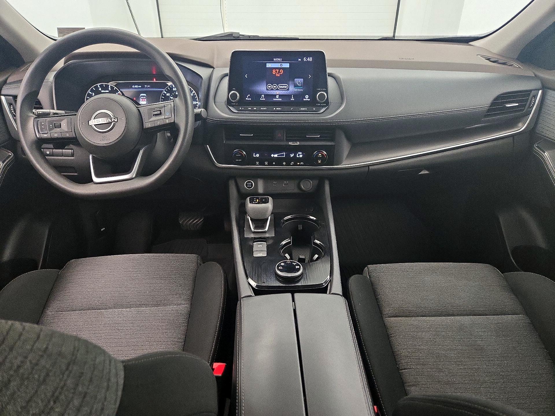 Thumbnail: 2023 Nissan Rogue - 9