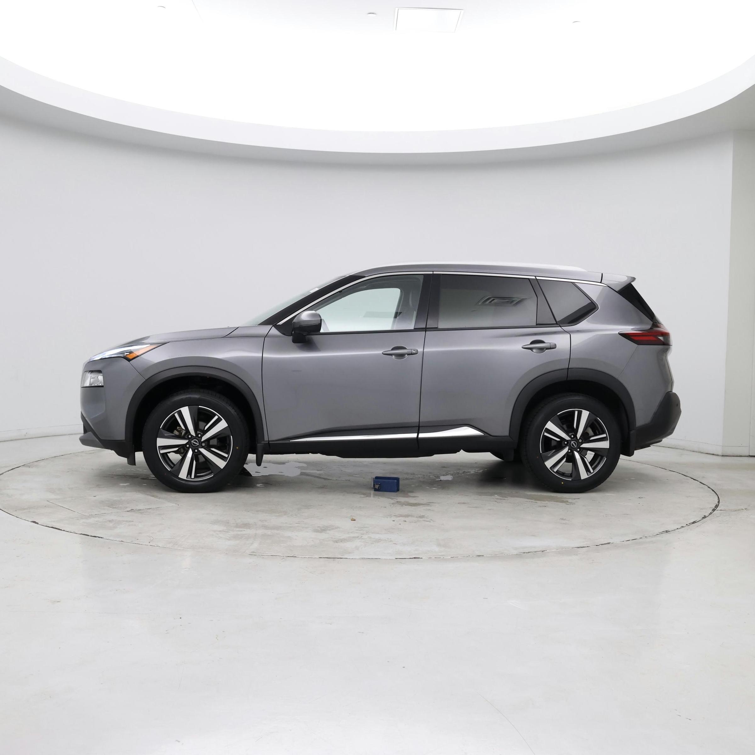 Thumbnail: 2023 Nissan Rogue - 2